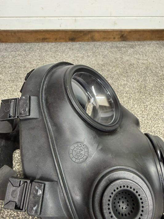 Ex Police Avon S10 Respirator Gas Mask Size 2 Medium