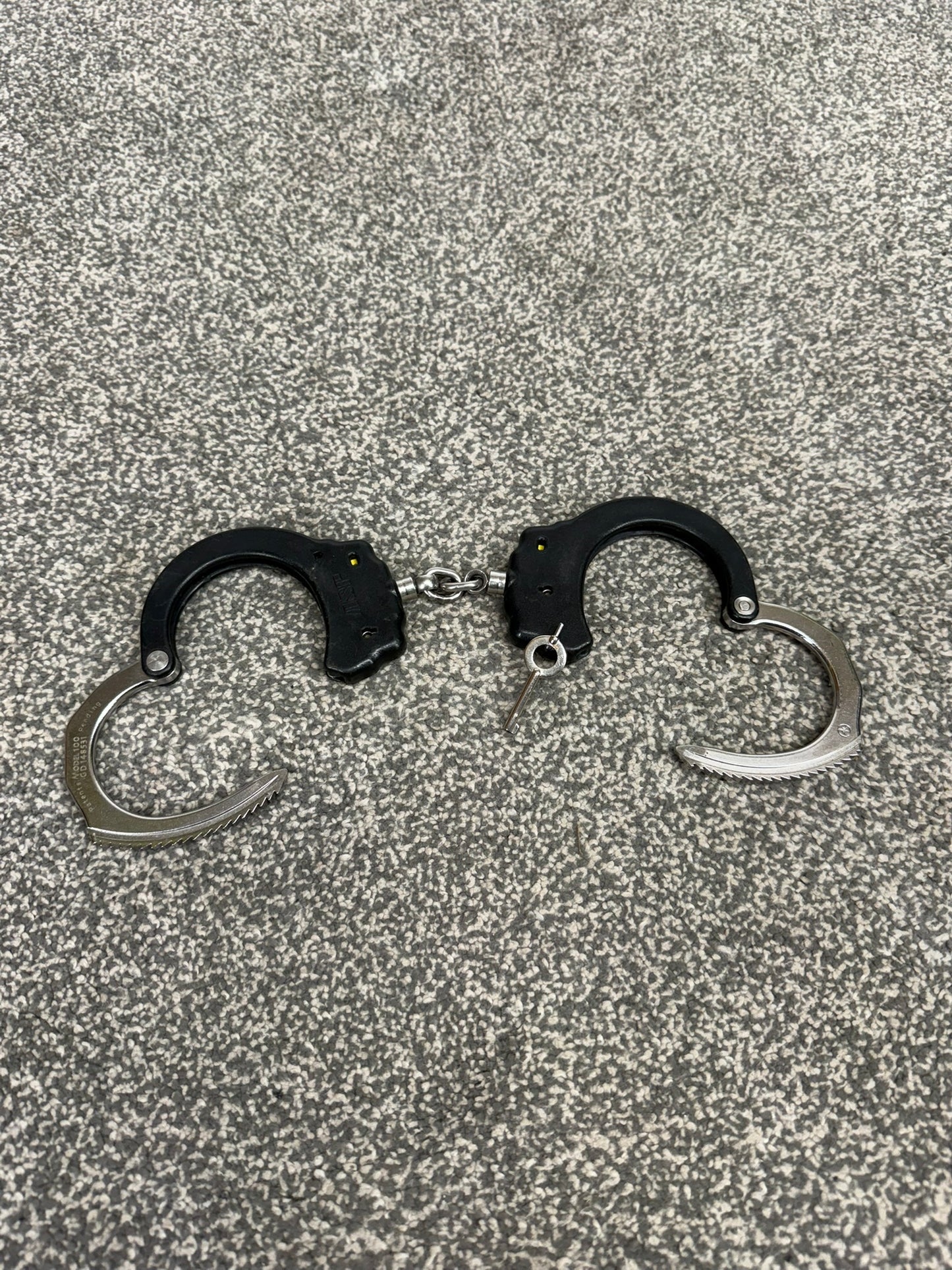ASP Model 100 Chain Handcuffs Ex Police Collector Cuffs