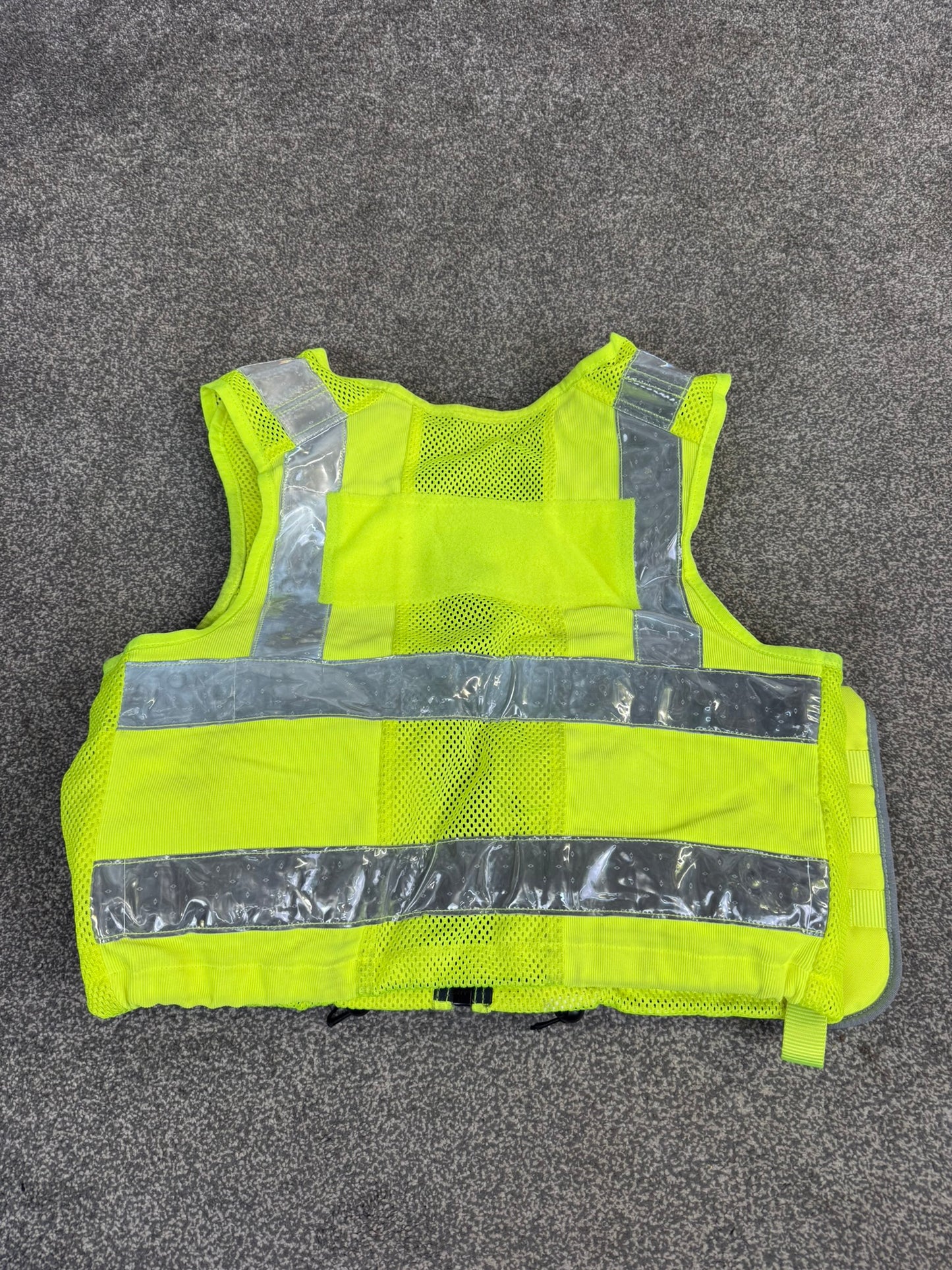 Ex Police Safariland Hi-Vis MOLLE Vest With Taser X2 Holster Police Tactical Security Vest MEDIUM