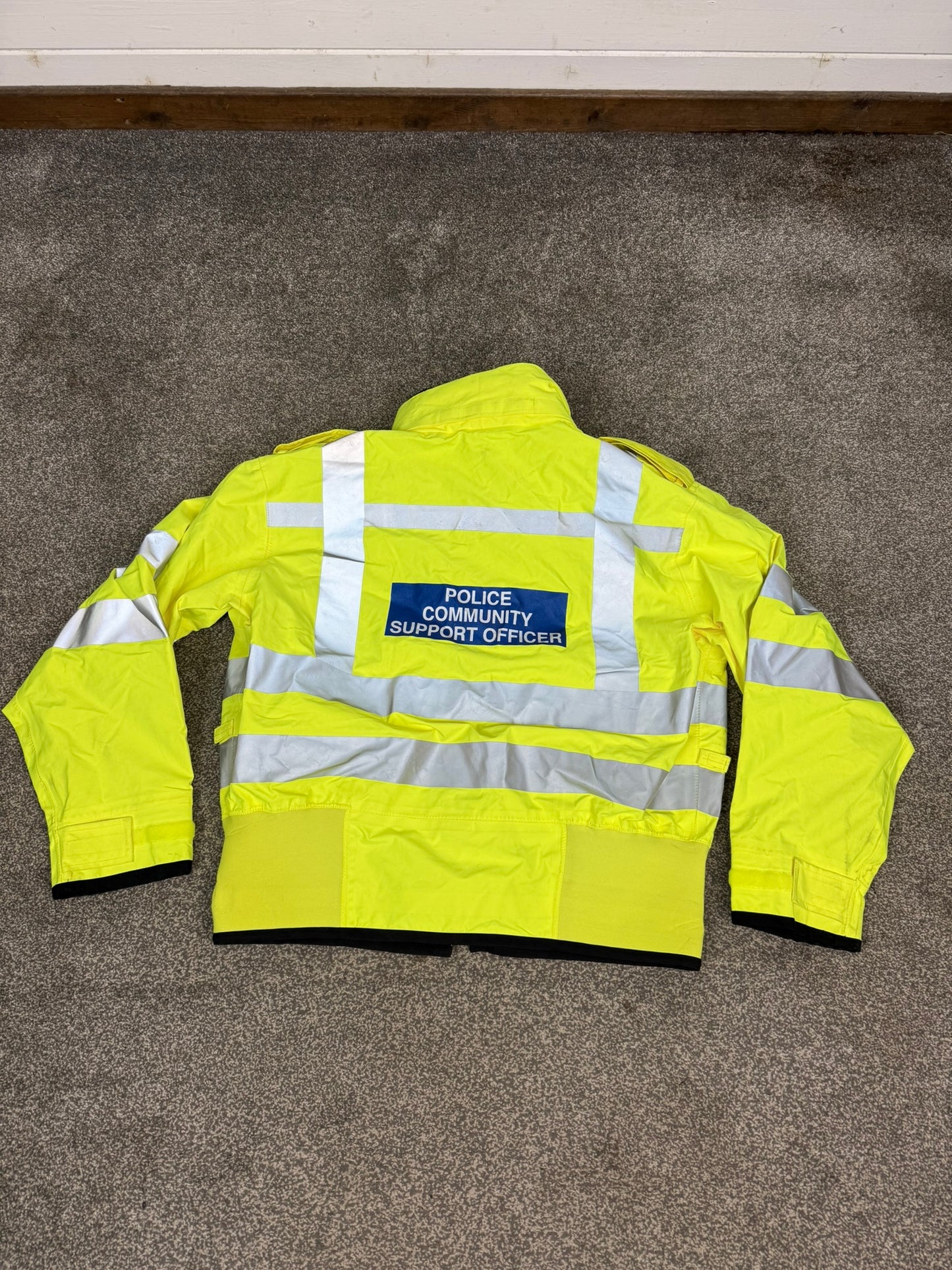 Ex PCSO Police Hi-Vis Badged Gore-Tex Waterproof Bomber Jacket Film TV Display
