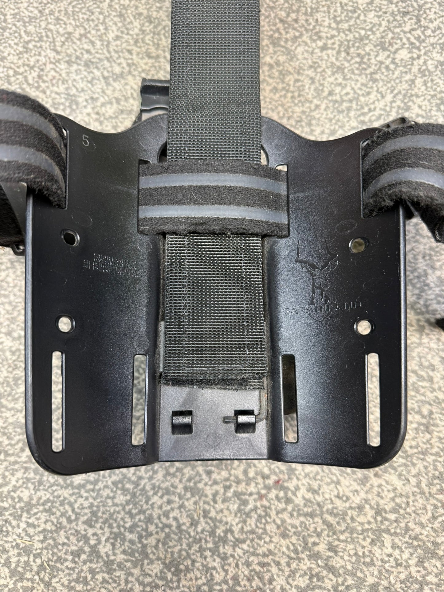 Ex Police Safariland Drop Leg Holster Glock 17 GLK LAM Light 6004-8310 Airsoft