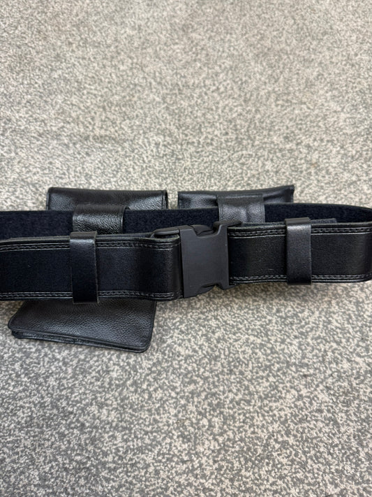 Ex Police Leather Belt & Leather Pouches - Medium Security Dog Handler Patrol
