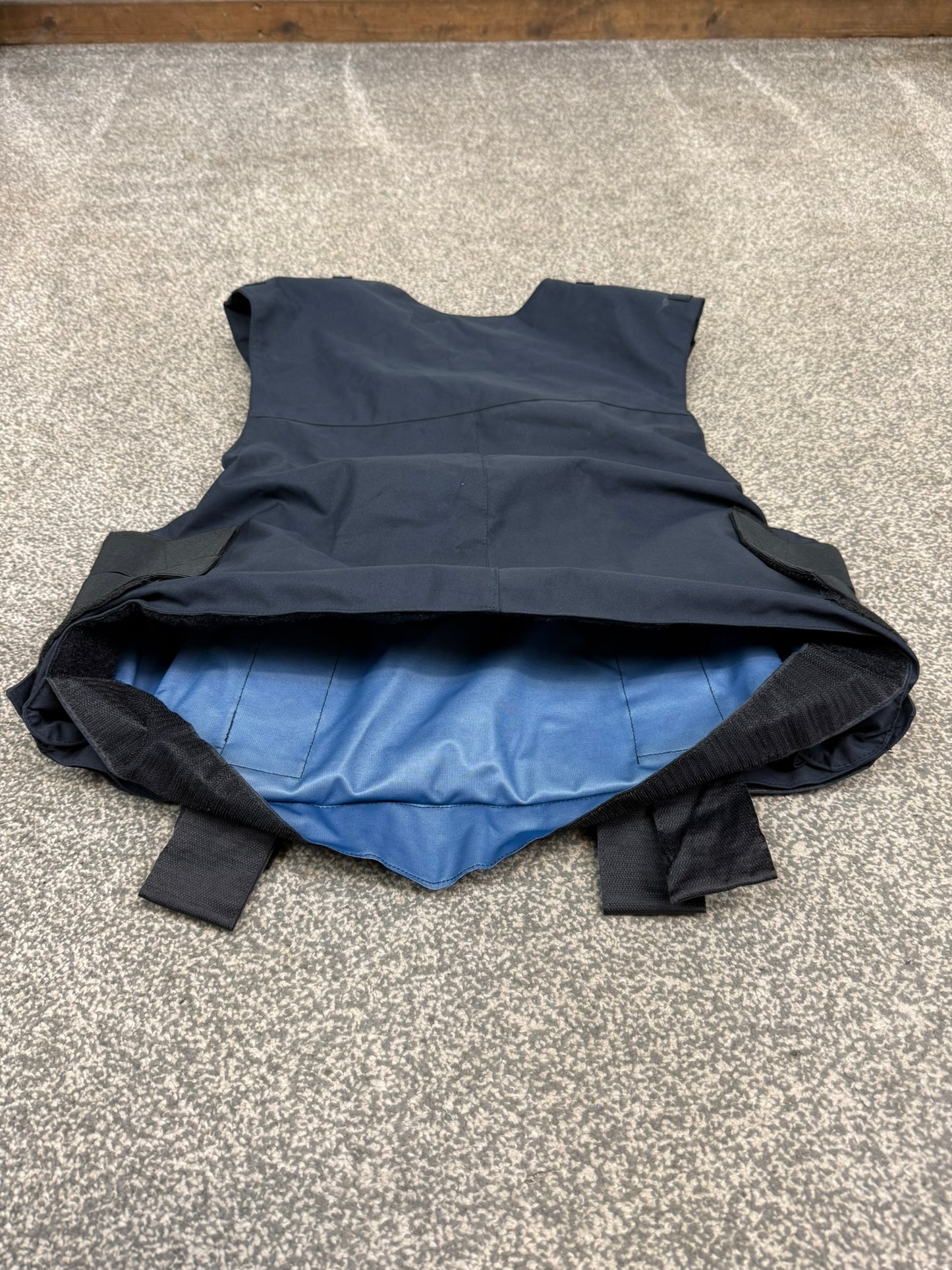 Ex Bedfordshire Police Body Armour Vest Cover BADGED Film TV Collector Display
