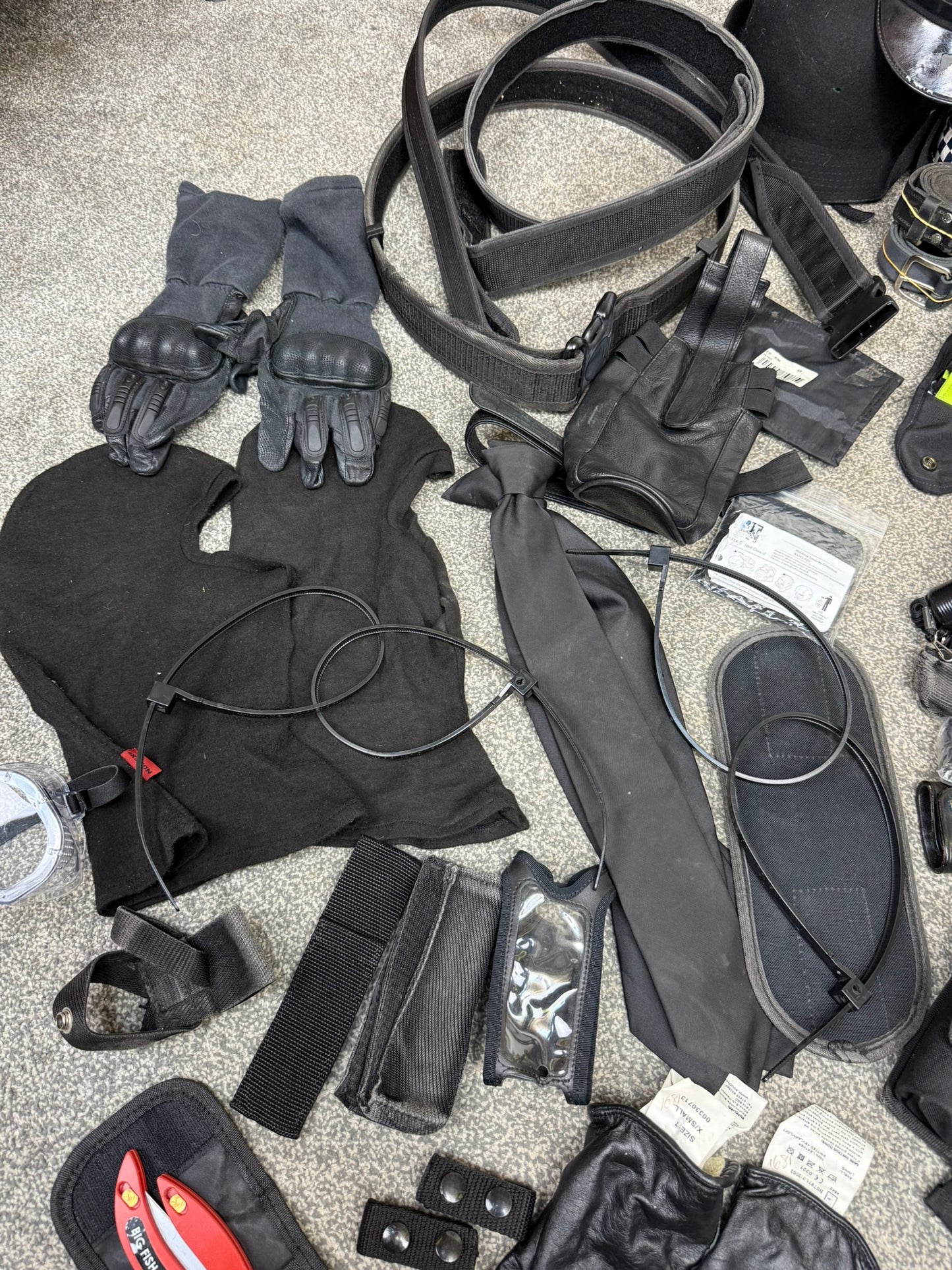 Ex Police Accessory Job Lot Hats Belts Pouches Gloves Fast Straps Security Lot
