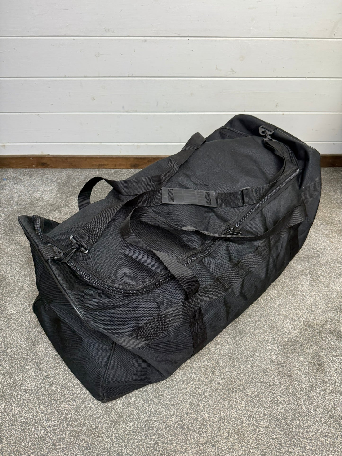 Ex Police Black Holdall Bag Duffle Kit Bag Gym Security Travel