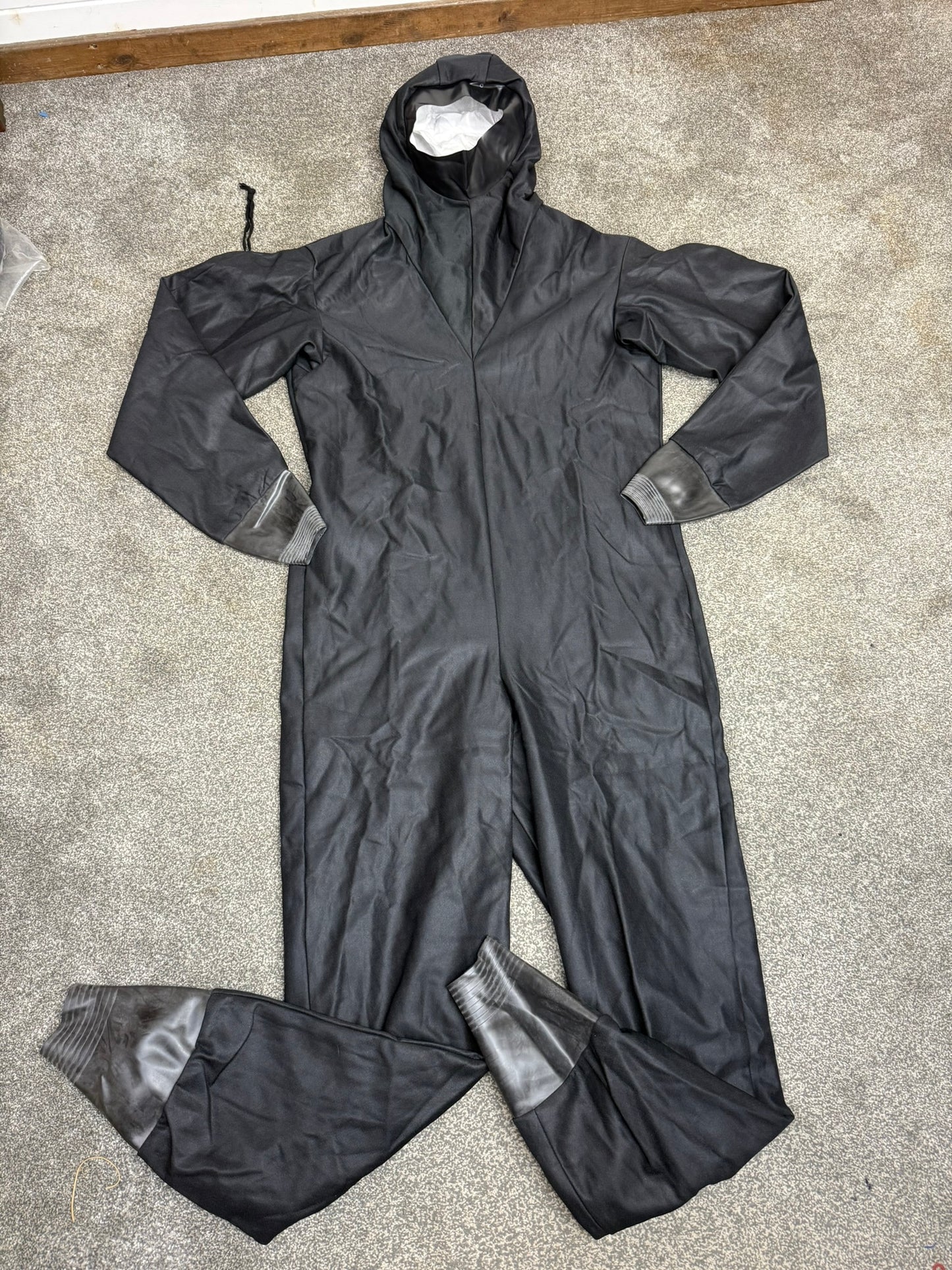 NEW Remploy Britannia Coverall Suit CBRN Ex Police Riot Rubber Cuffs