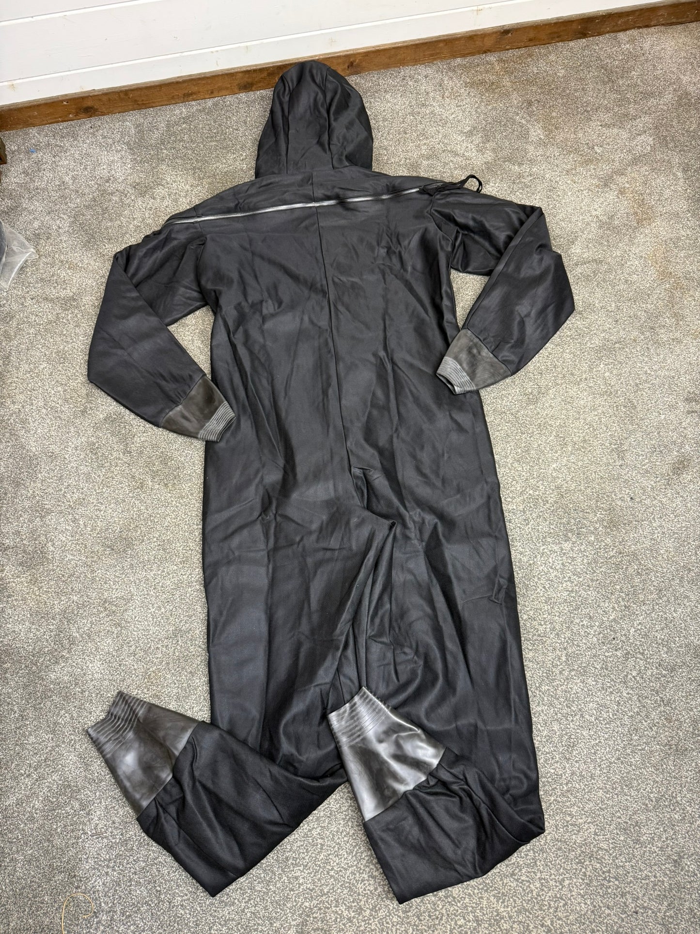 NEW Remploy Britannia Coverall Suit CBRN Ex Police Riot Rubber Cuffs