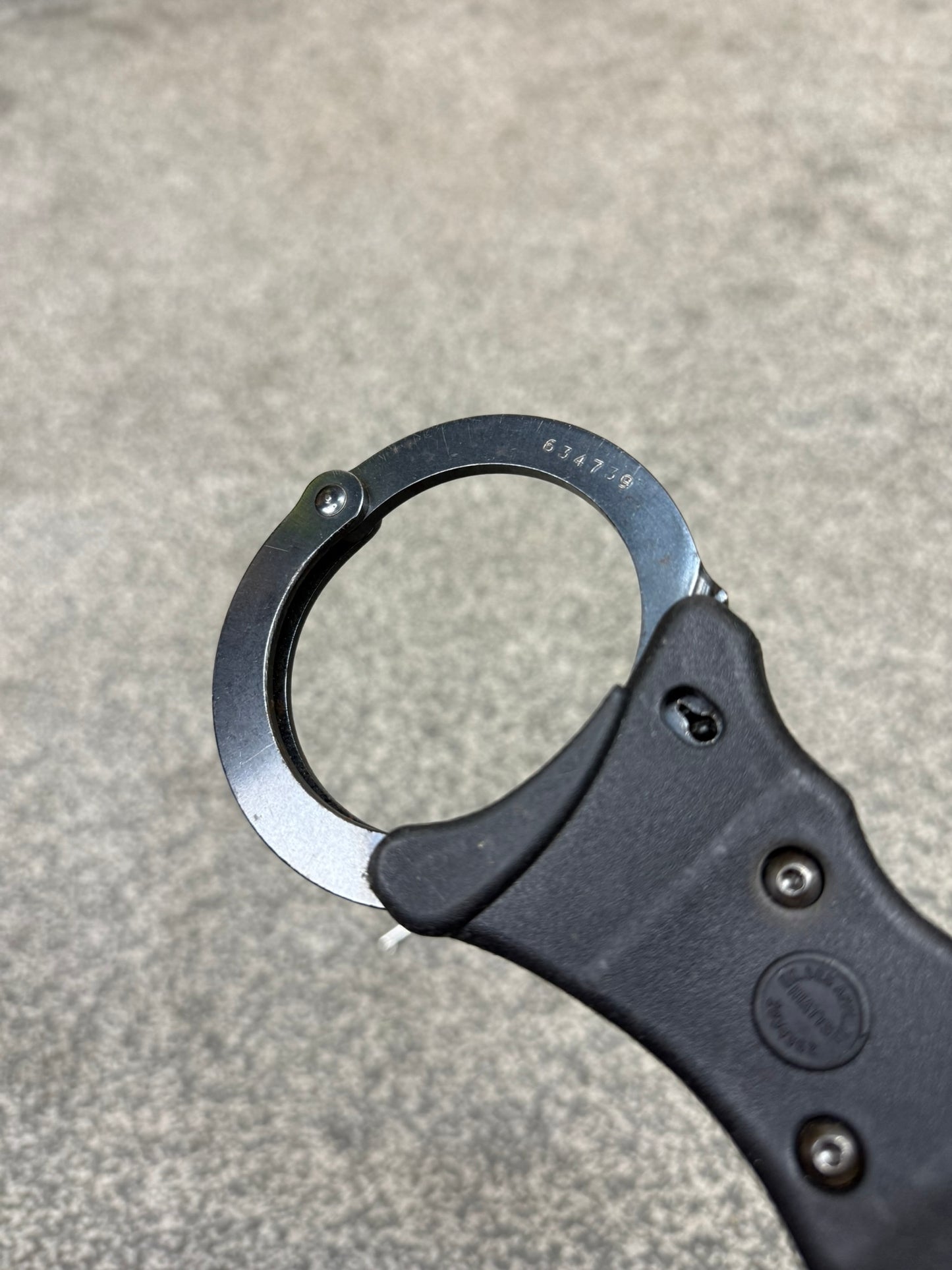 Ex Police Black Hiatt Rigid Handcuffs Genuine Cuff With Key Security Collectable