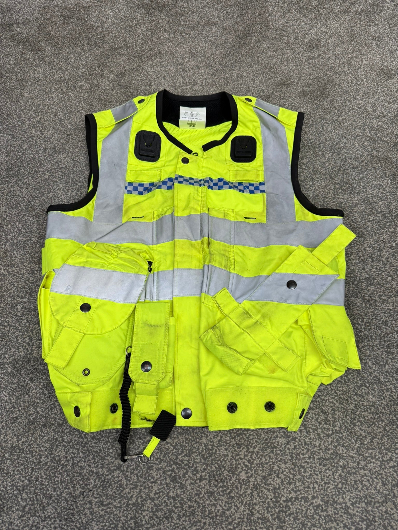 Gilet Over Jacket Police Haute Visibilité Jaune - Taille 60 Poitrine - Neuf