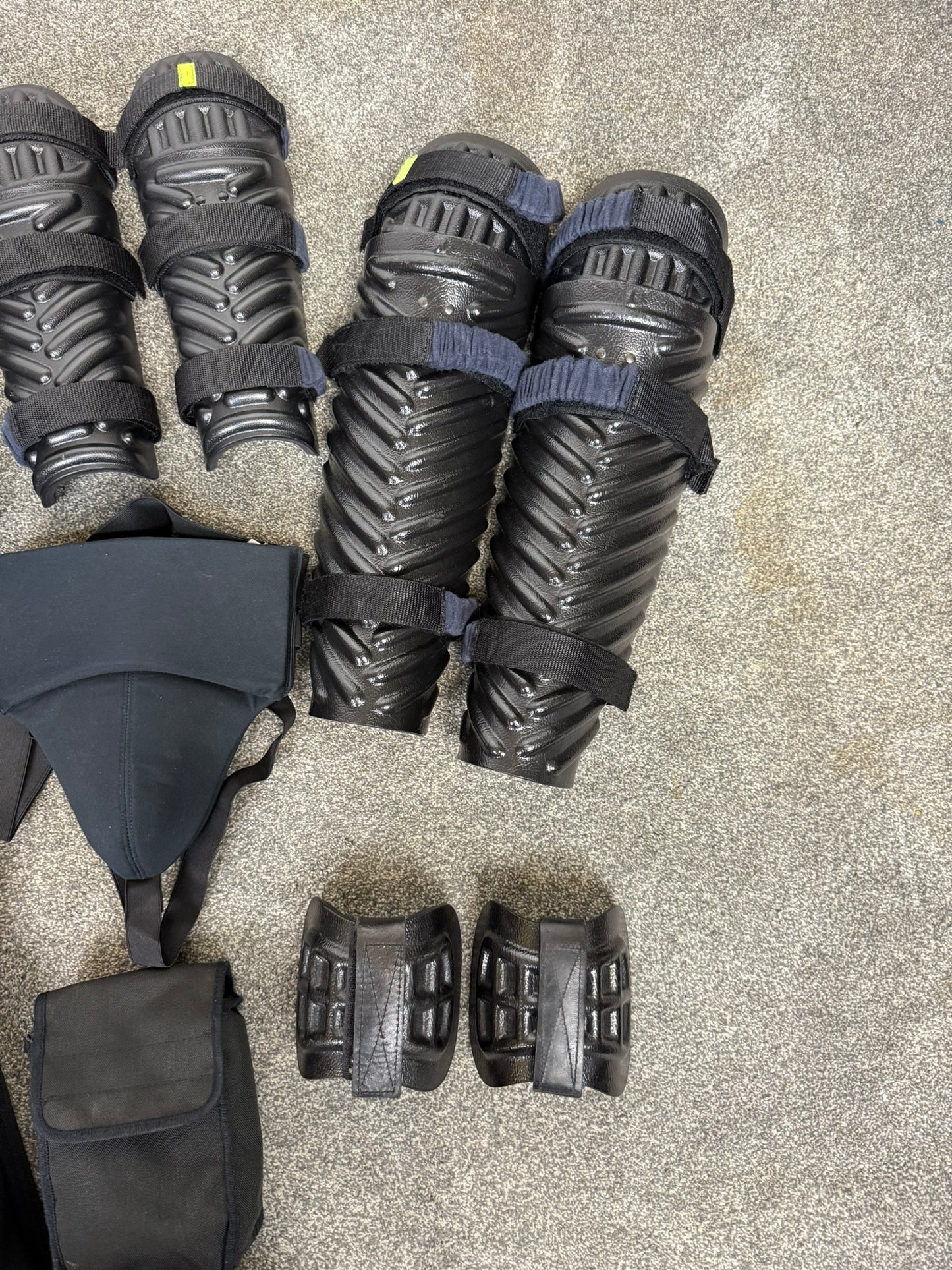 Ex Police Riot Guard Set & Leather Belt Security Dog Handler Paintball Airsoft