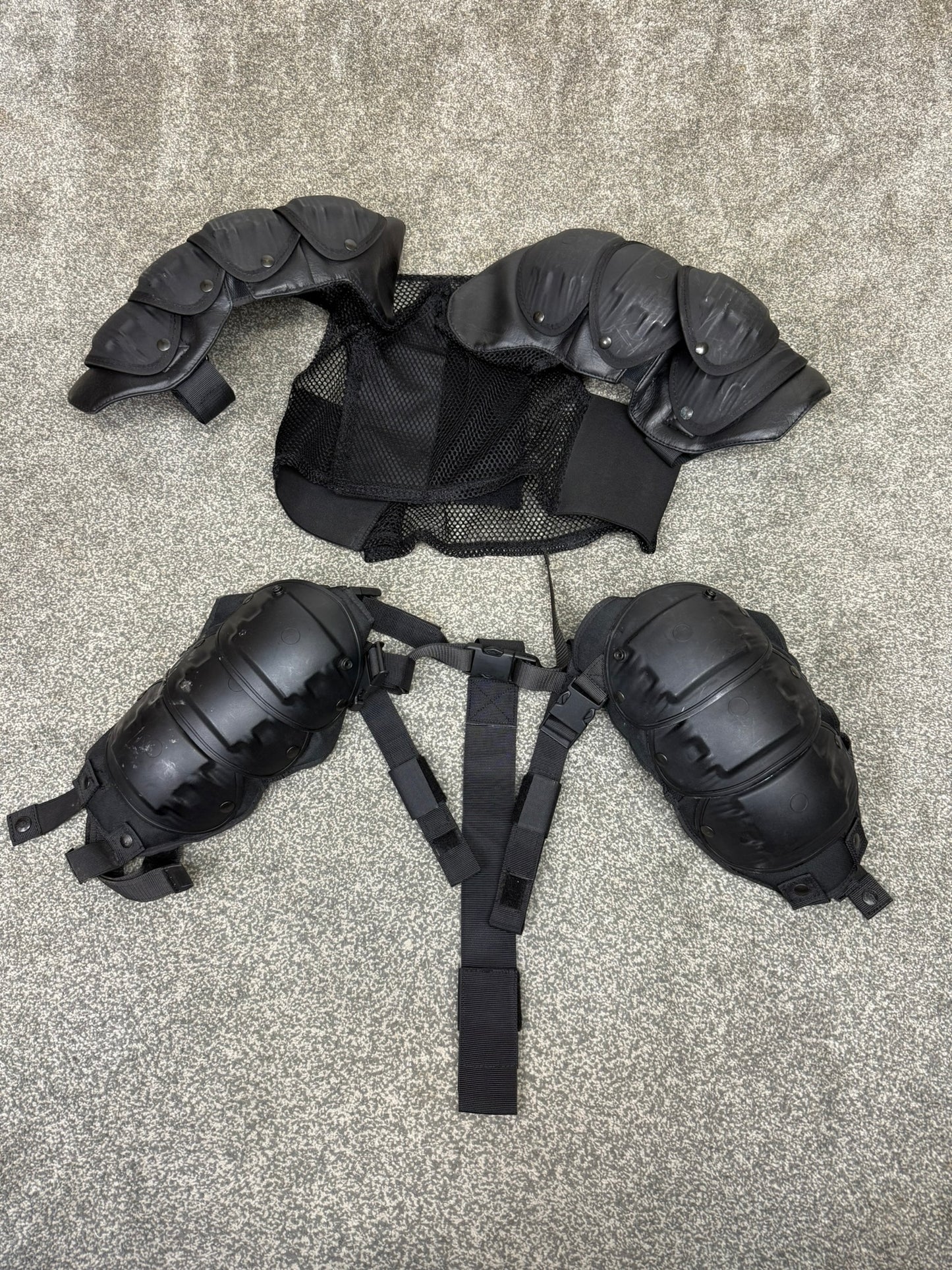 Ex Police Riot Guard Job Lot Shoulder, Arm, Leg, Foot Riot Guards In Pairs