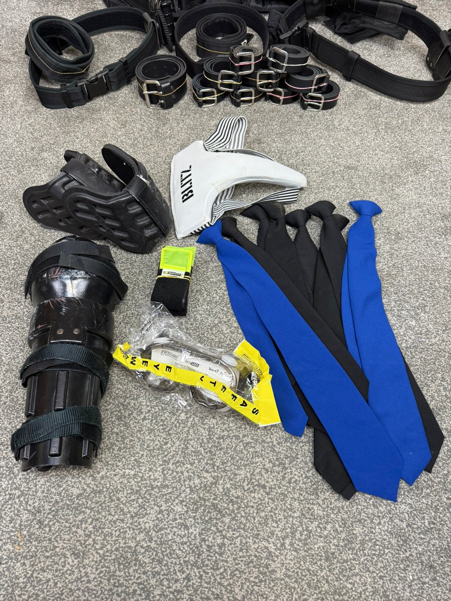 Ex Police Accessory Job Lot Belts Pouches Gloves Riot Security Bundle Lot