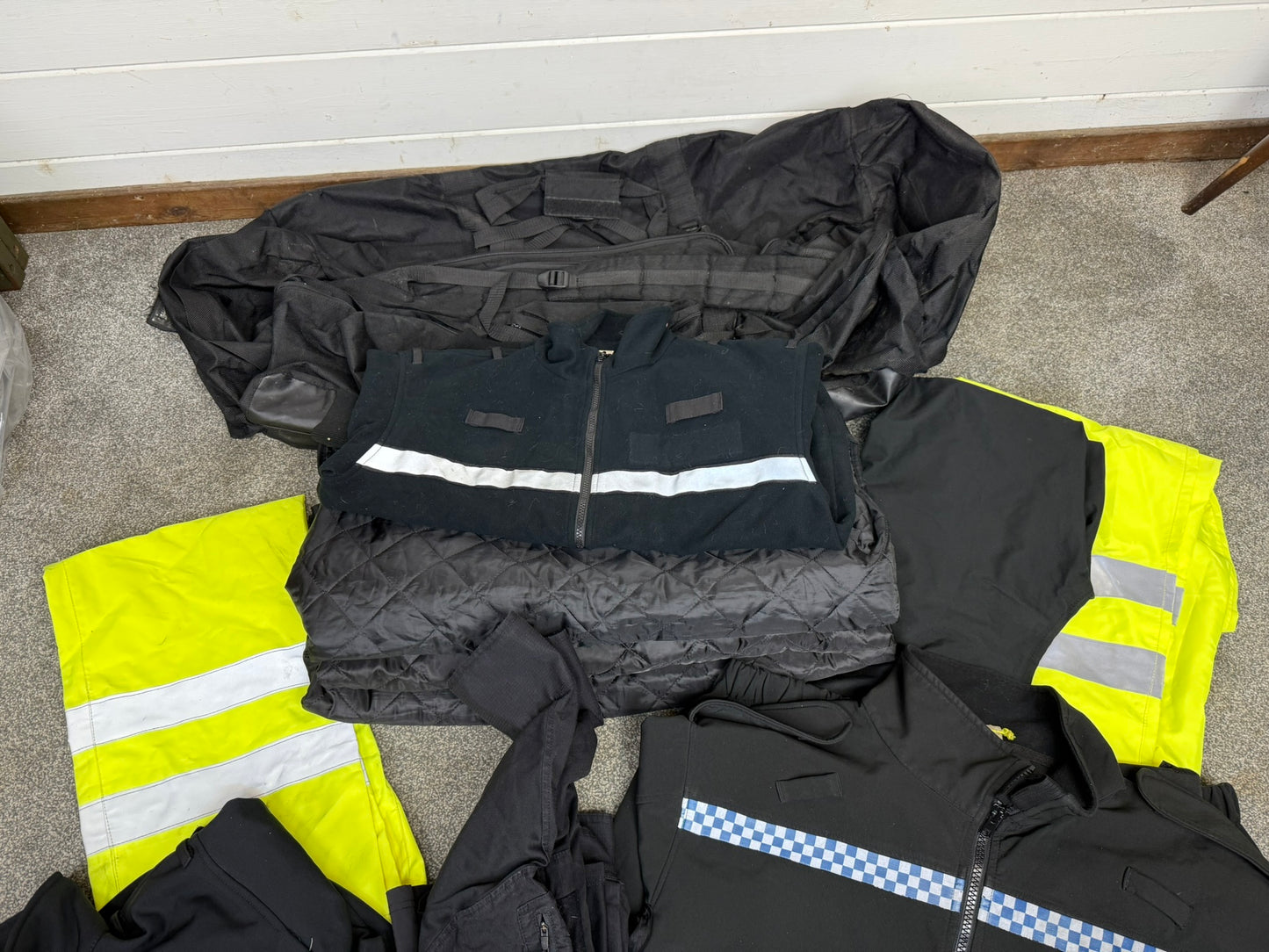 Ex Police Fleece Soft Shell Jacket Liners Trousers Holdall Job Lot