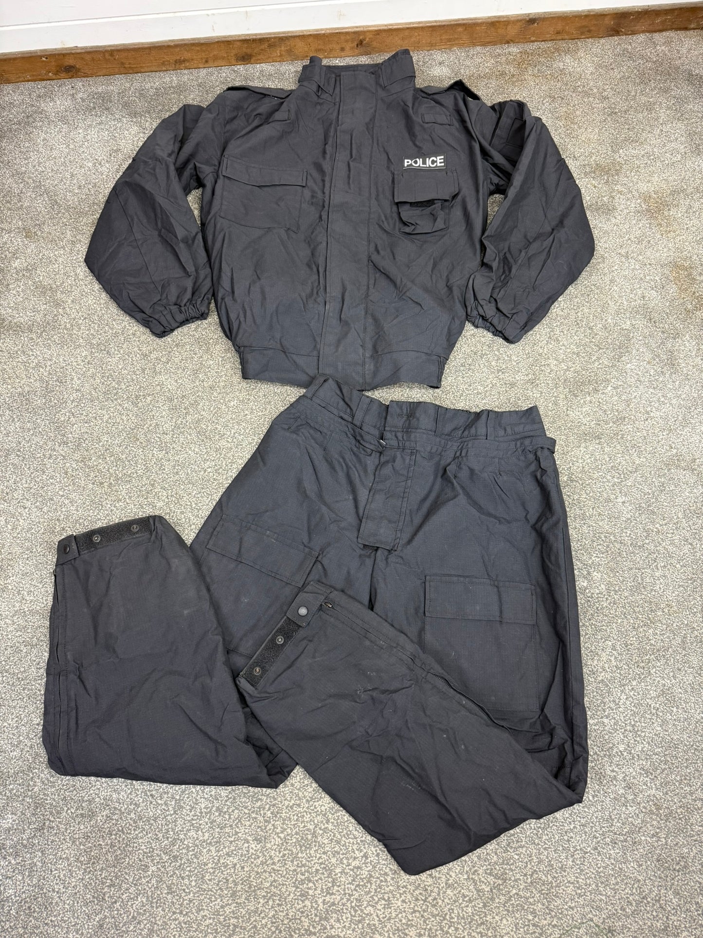 Ex Police 2 Piece Coverall PSU Flame Retardant Riot Suit LARGE - Badged