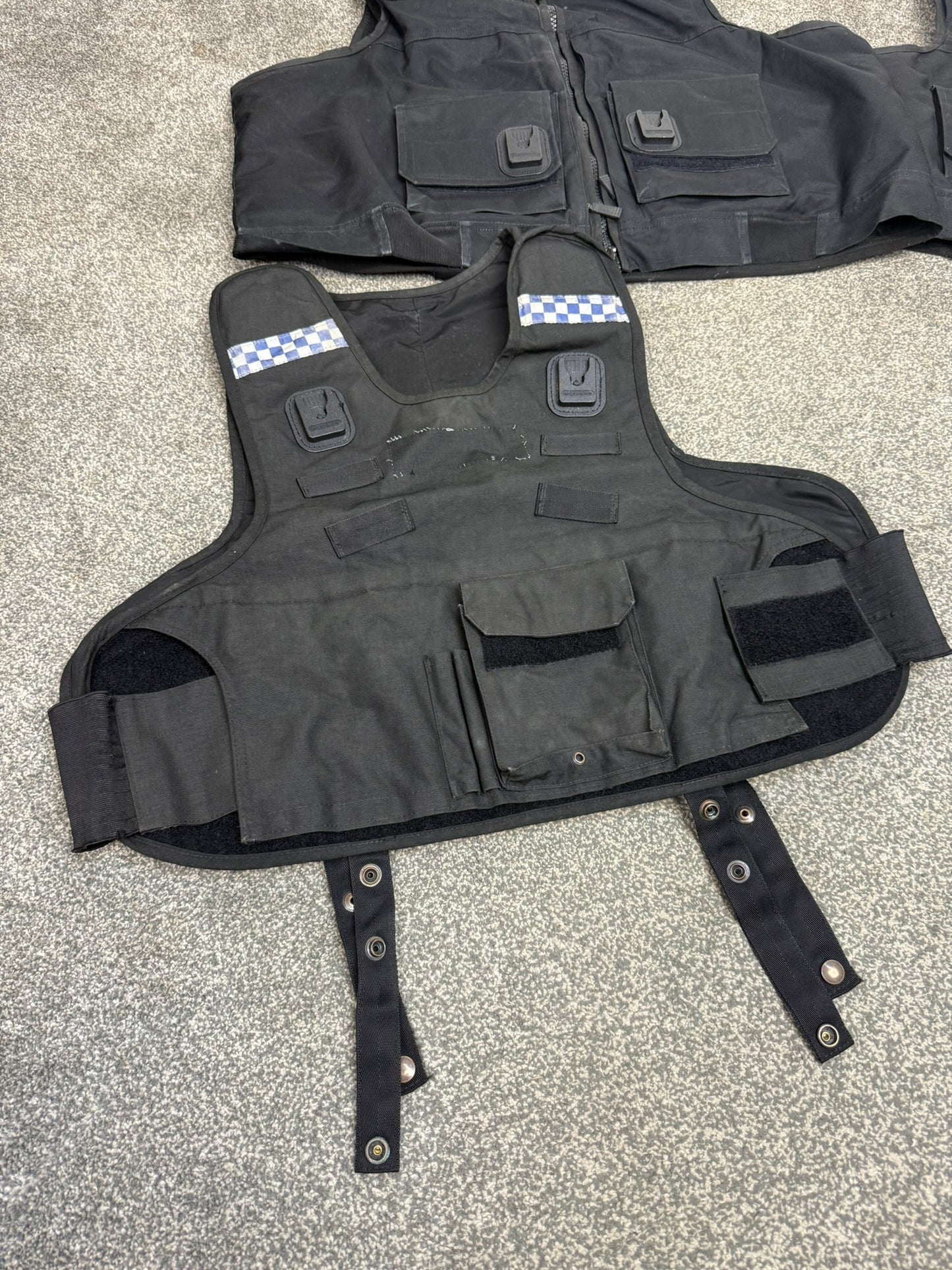 4x Ex Police Body Armour Cover Vest Job Lot Overt & Covert Security Film TV