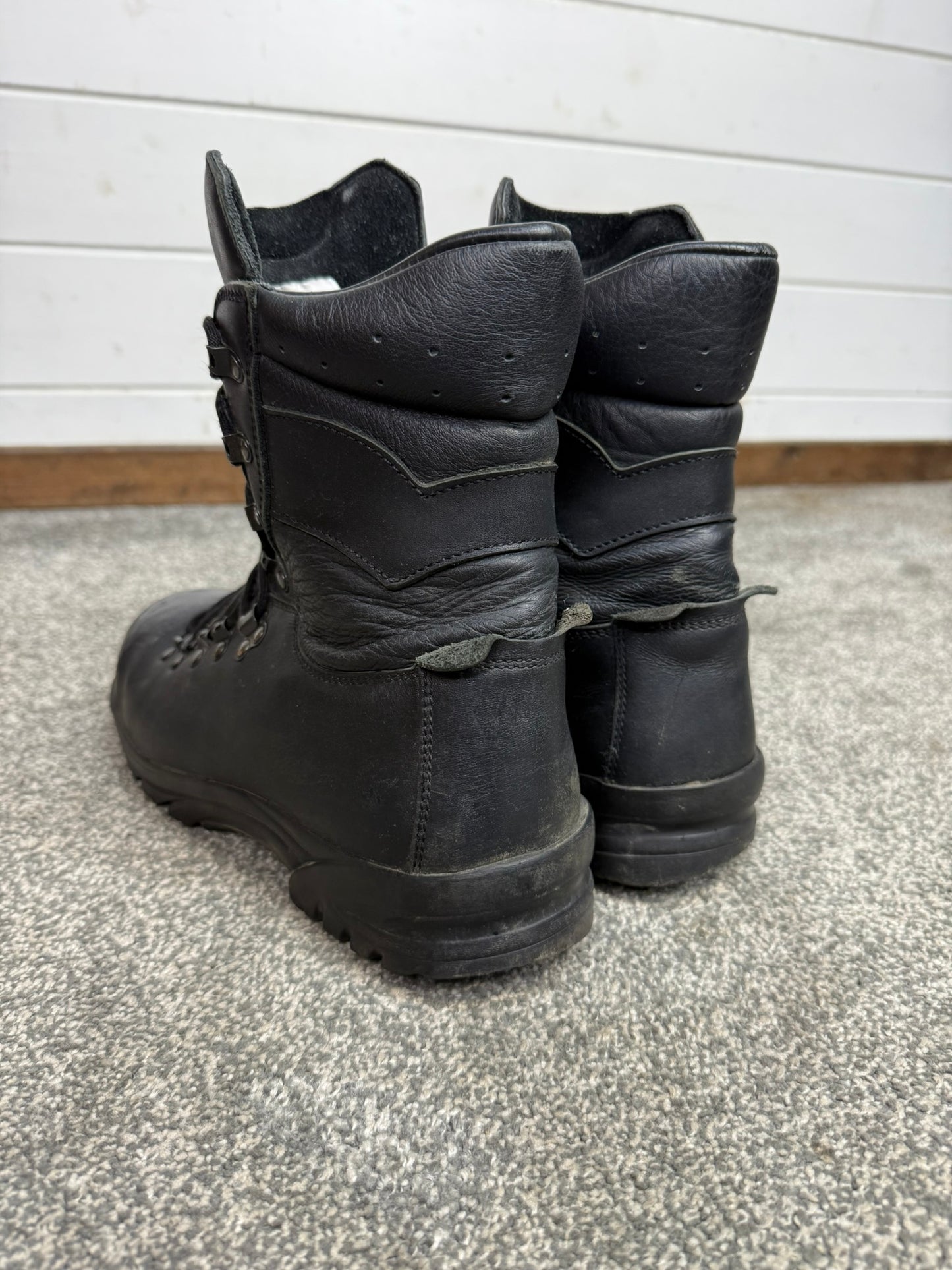 Altberg Peacekeeper P3 VS Black Leather Waterproof Combat Boots Size UK 10