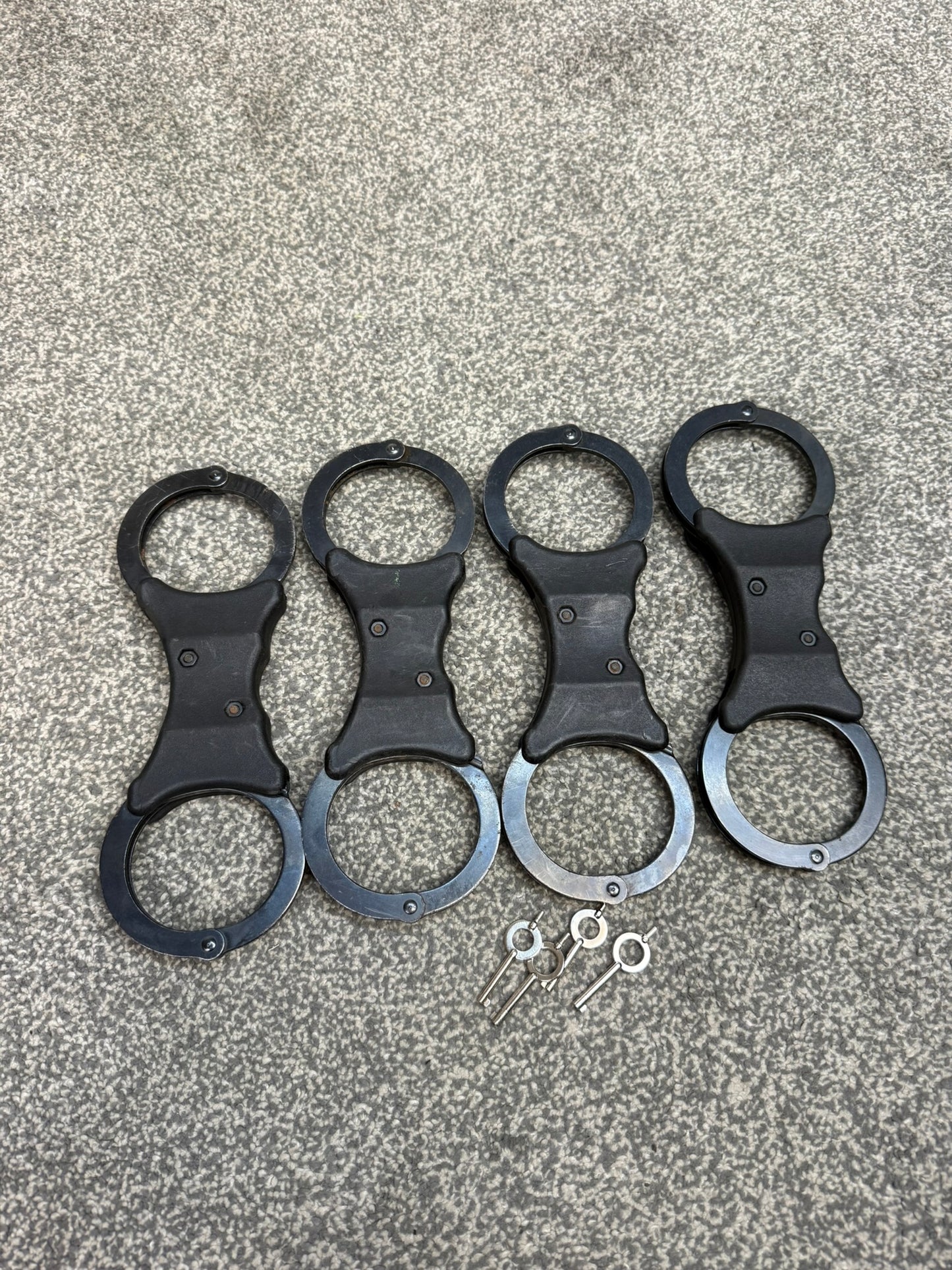 Ex Police Black Hiatt Handcuffs Genuine Cuffs With Key Security Collectable Memorabilia