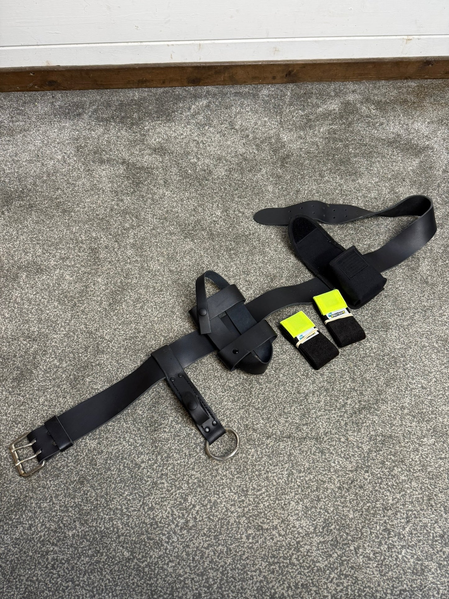 Ex Police PSU Riot Leather Belt & Pouches Fast Strap Security Patrol Belt