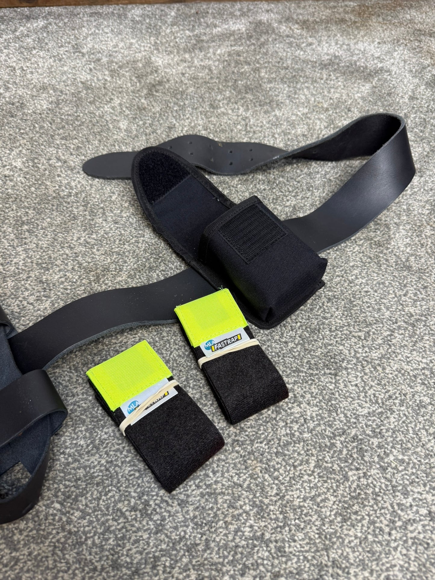 Ex Police PSU Riot Leather Belt & Pouches Fast Strap Security Patrol Belt