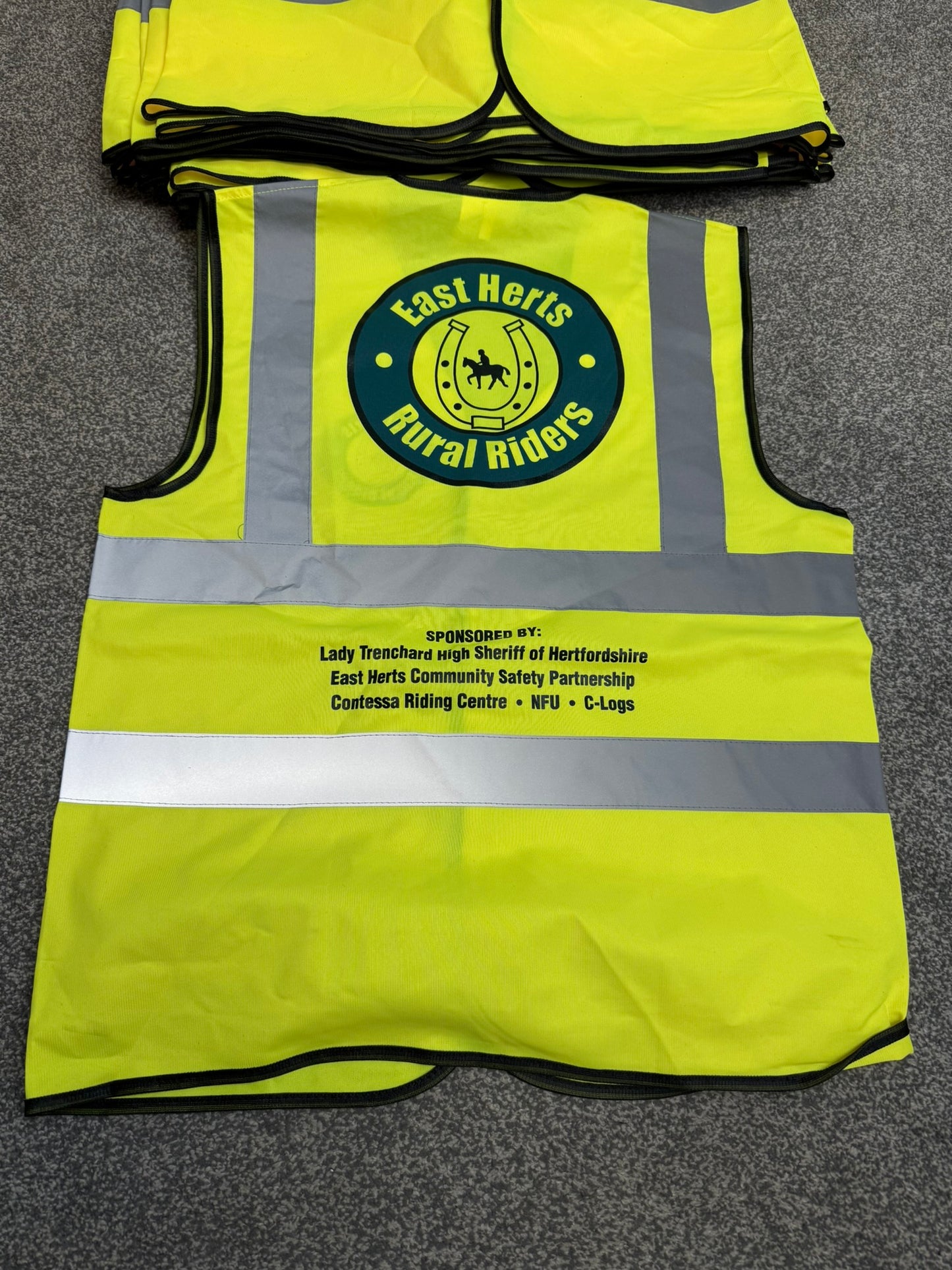 30x High Vis Vest Job Lot East Herts Horse Riding Safety Vests - Medium