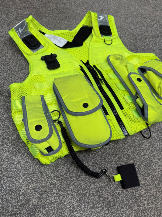 Safariland Hi-Vis MOLLE Vest & Pouches Tactical Utility Security Vest Ex Police - MED