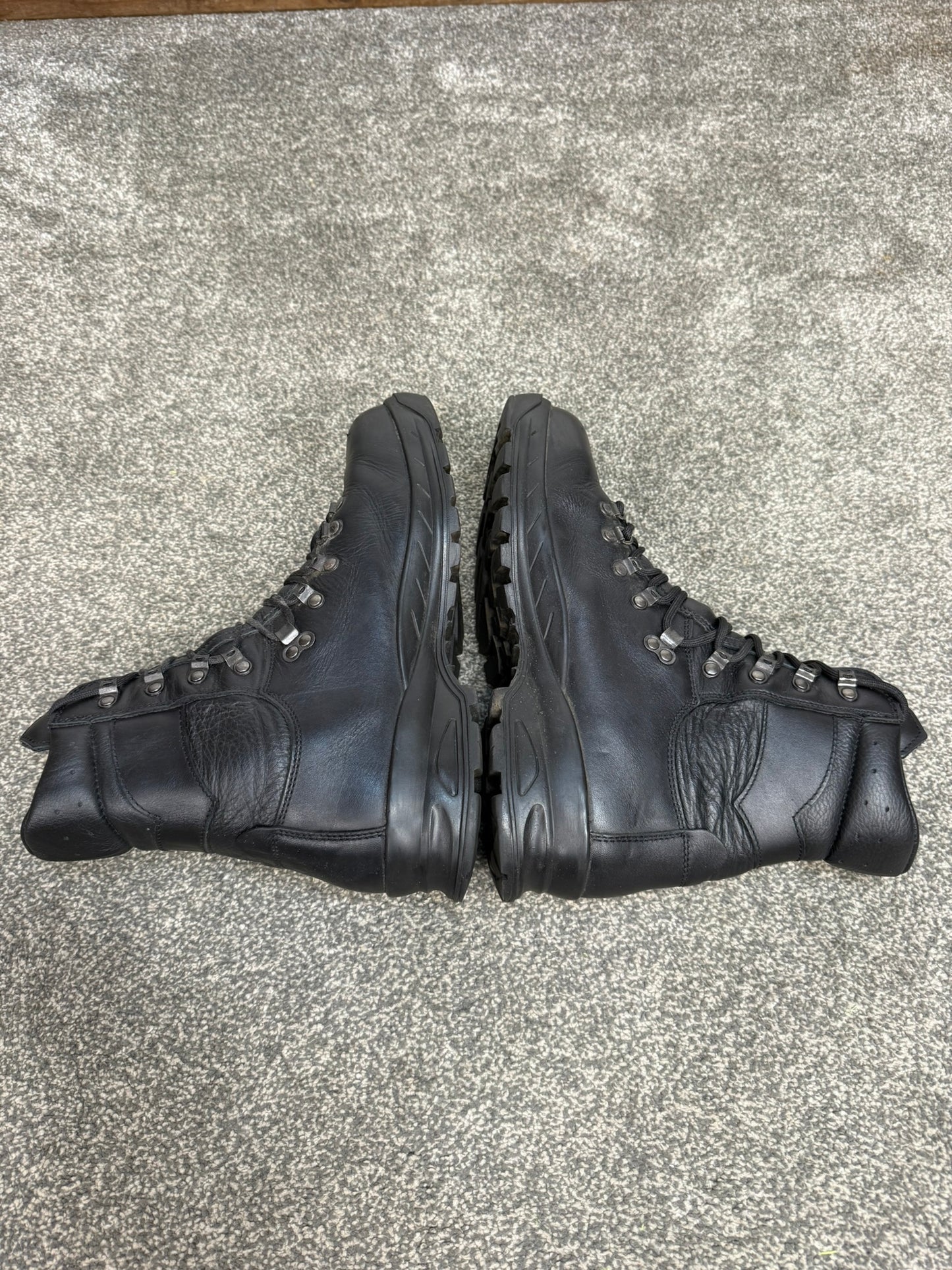 Altberg Peacekeeper P3 VS Black Leather Waterproof Combat Boots Size UK 9