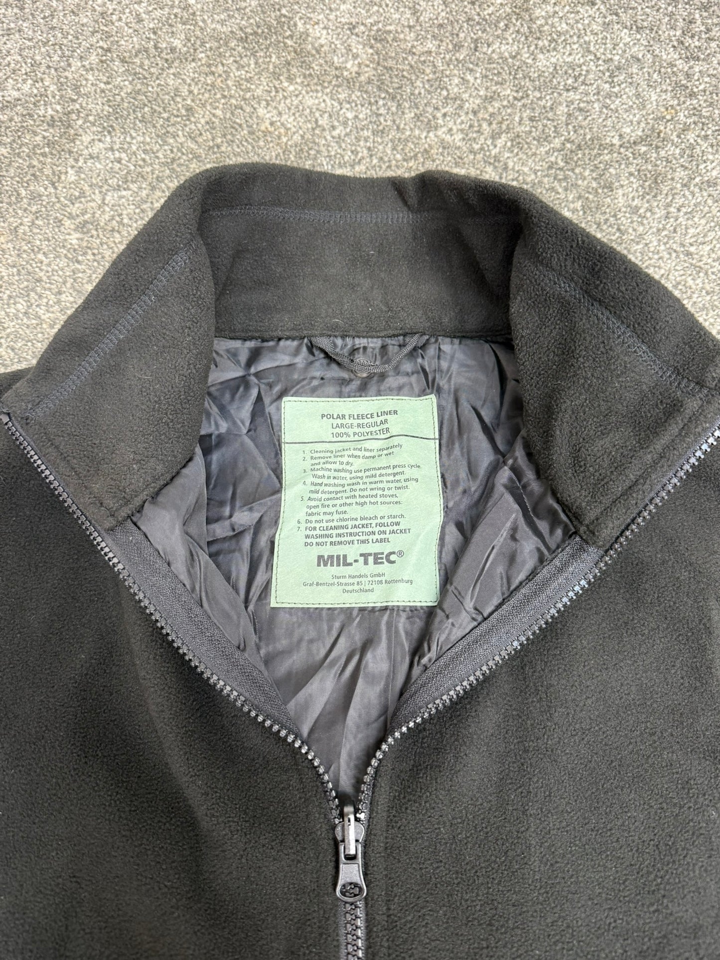 Black Mil-Tec Polar Fleece Liner - Jacket Liner Large