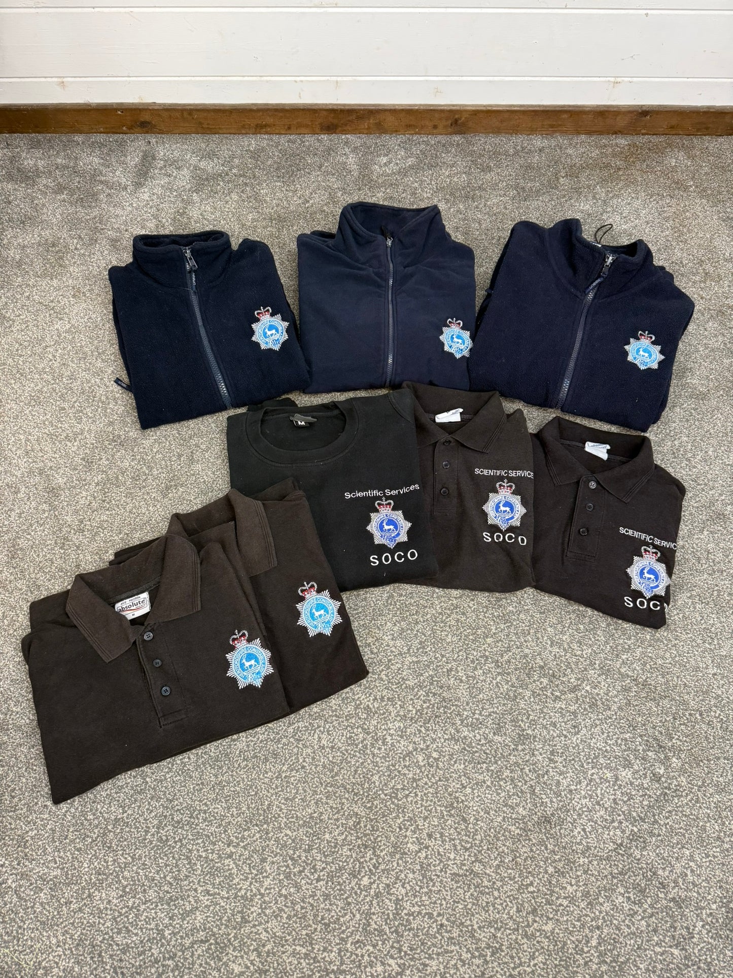 8x Ex Hertfordshire Constabulary SOCO Police Embroidered Polo Shirts & Fleeces Job Lot Collector Film TV Uniform