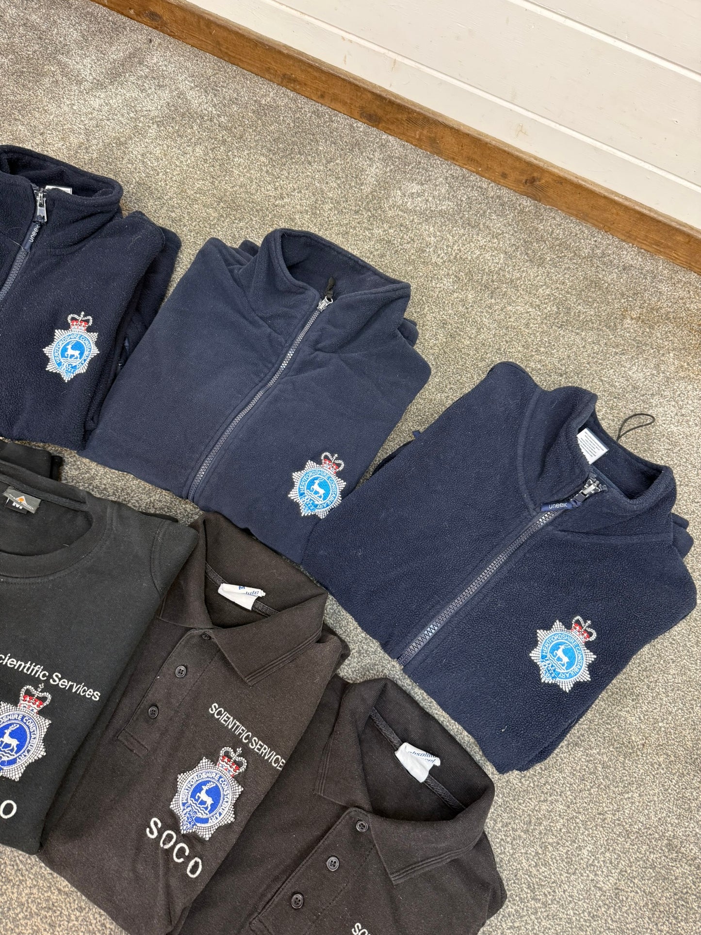 8x Ex Hertfordshire Constabulary SOCO Police Embroidered Polo Shirts & Fleeces Job Lot Collector Film TV Uniform