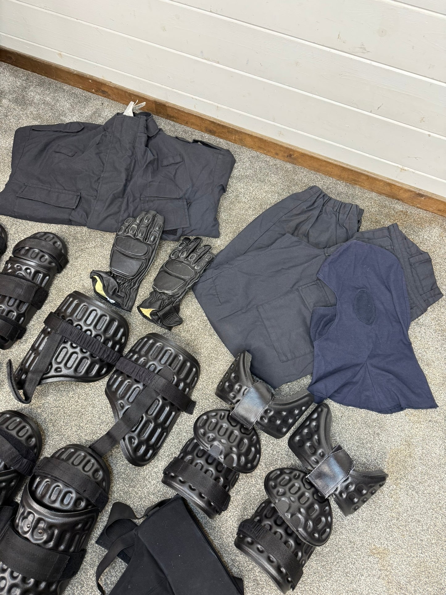 Ex Police Riot Kit Guard Full Set Coveralls Guards Gloves LARGE Job Lot Bundle