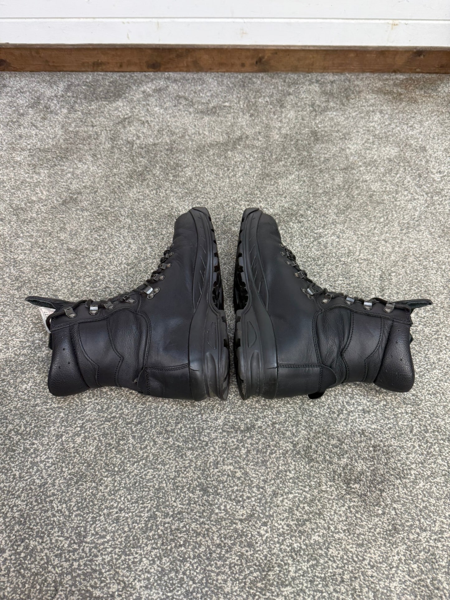 Altberg Peacekeeper P3 VS Black Leather Waterproof Combat Boots Size UK 9