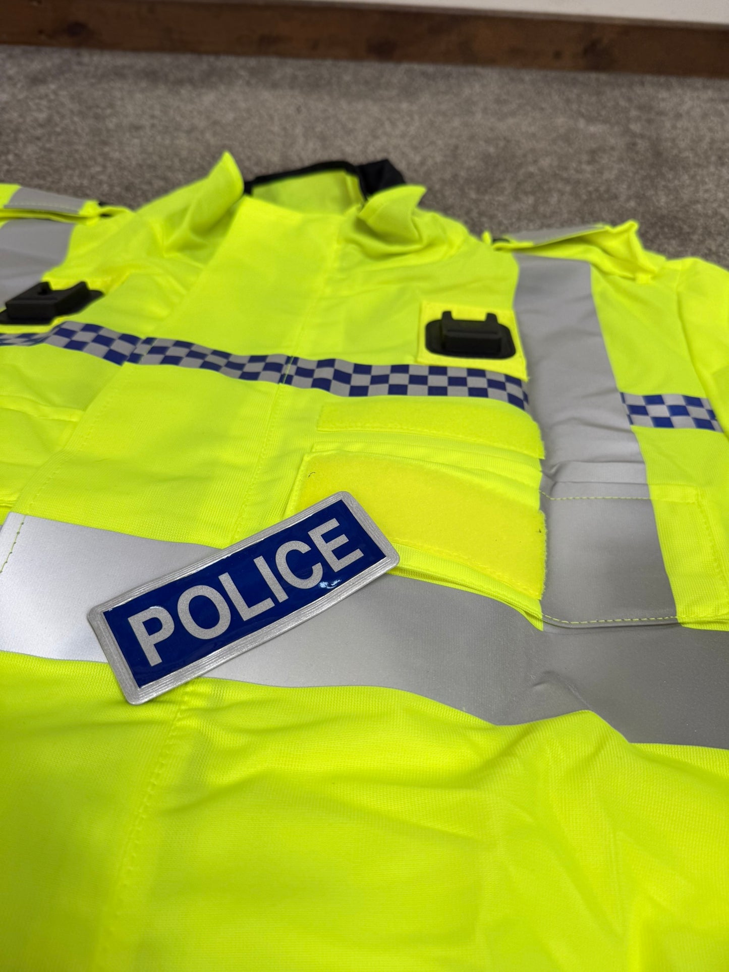 NEW Ex Police Hi-Vis Lightweight Blouson Bomber Jacket With Badge MEDIUM Film TV Uniform Collector Display
