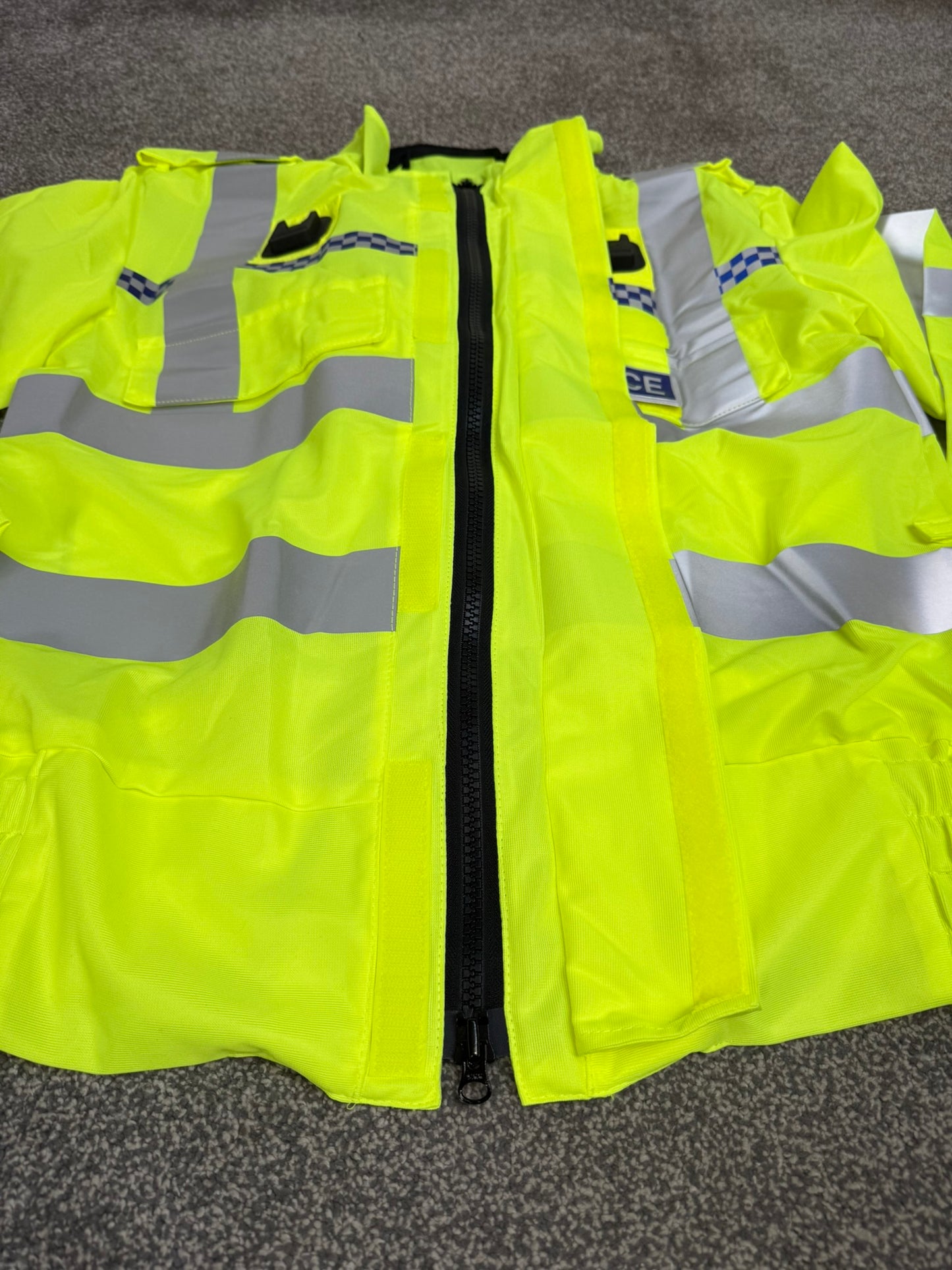 NEW Ex Police Hi-Vis Lightweight Blouson Bomber Jacket With Badge MEDIUM Film TV Uniform Collector Display