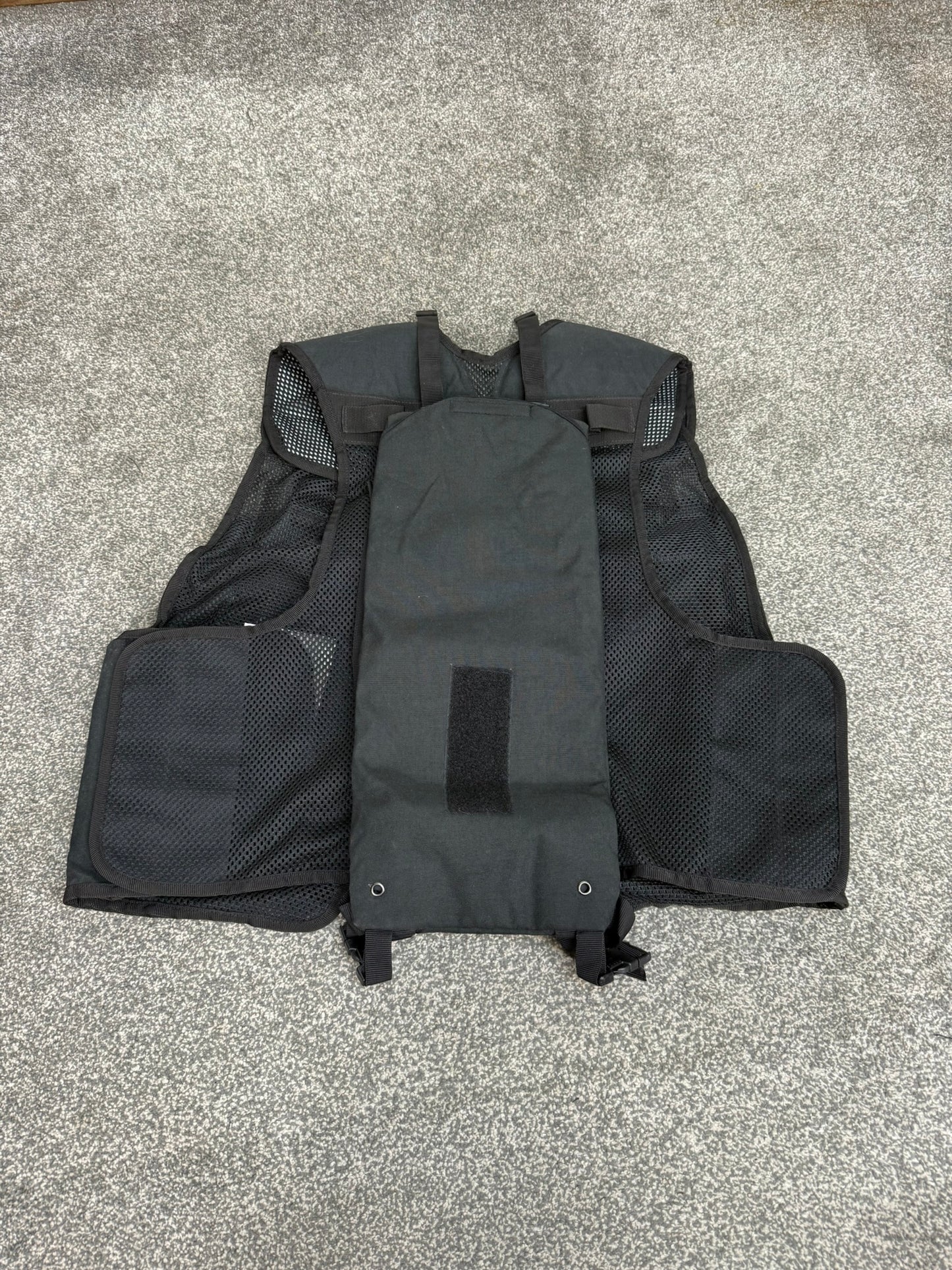 Ex Police Black Remploy Frontline CBRN Hydration Vest Camelbak Pouch Security