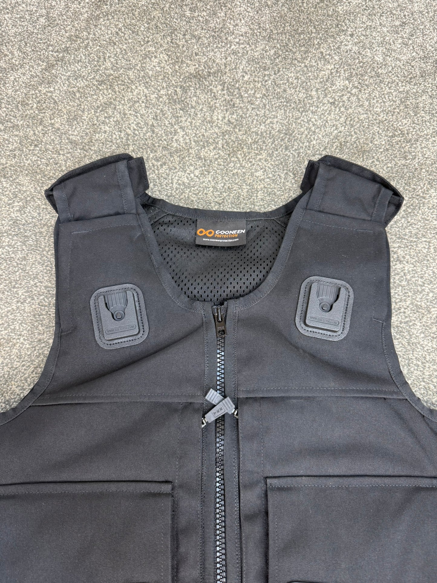 Ex Police Cooneen Body Armour Vest VGC Anti Stab & Ballistic HG1A & KR1 - LARGE