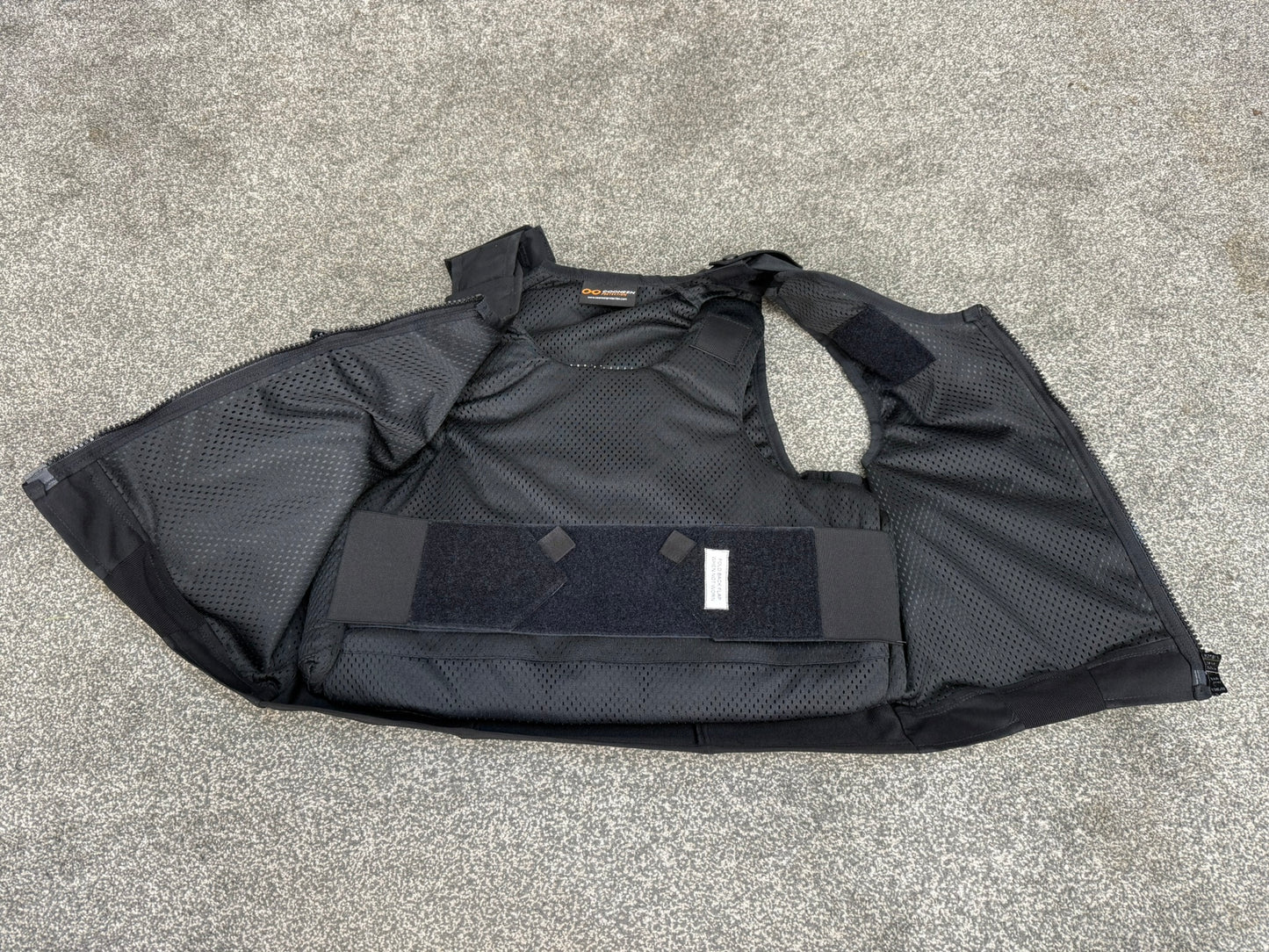 Ex Police Cooneen Body Armour Vest VGC Anti Stab & Ballistic HG1A & KR1 - LARGE