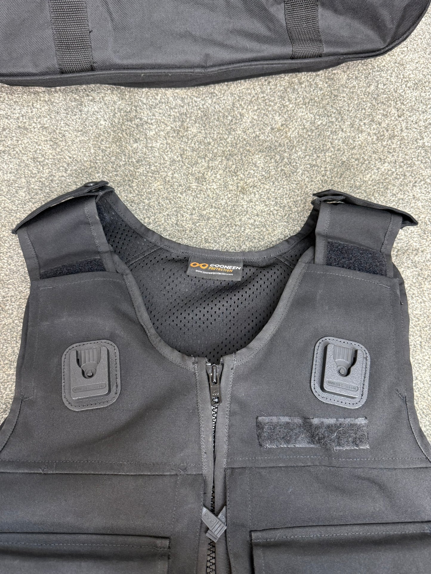 Ex Police Cooneen Body Armour Vest & Bag XLRG - VGC Anti Stab & Ballistic HG1A & KR1