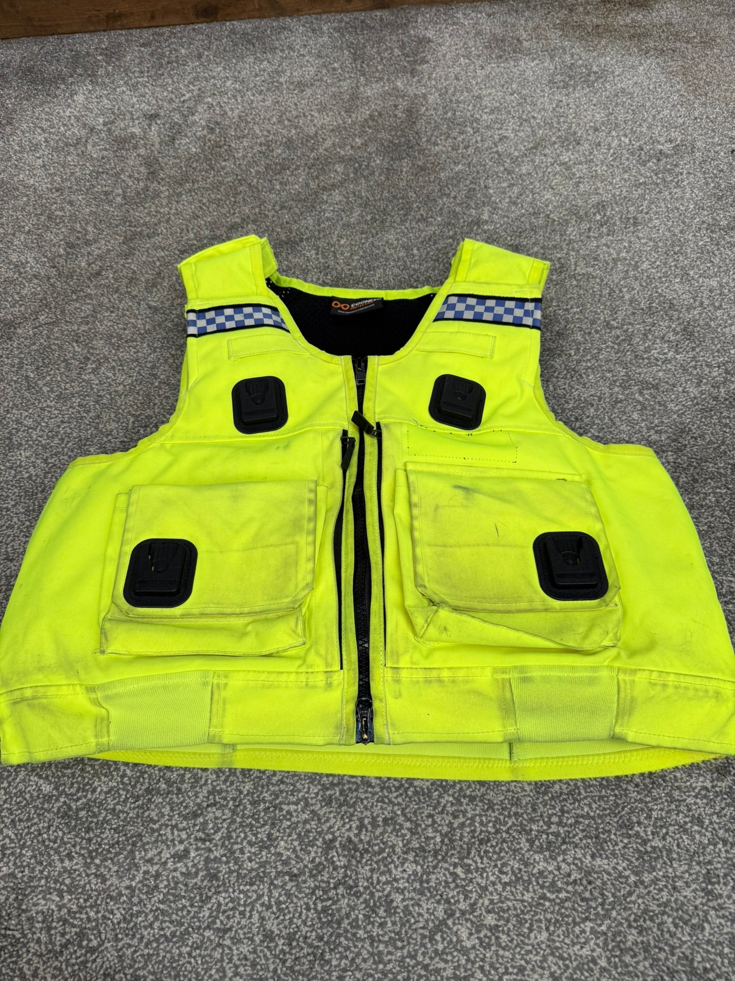 Ex Police Cooneen Body Armour Vest X LRG - Anti Stab & Ballistic HG1A & KR1
