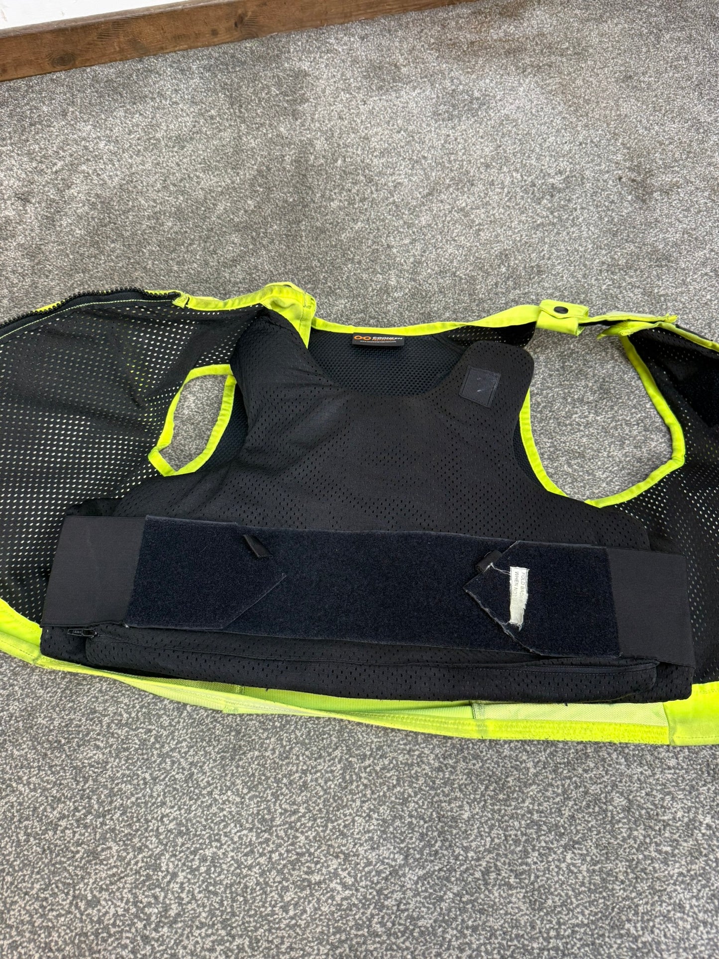 Ex Police Cooneen Body Armour Security Vest MED - Anti Stab & Ballistic HG1A & KR1