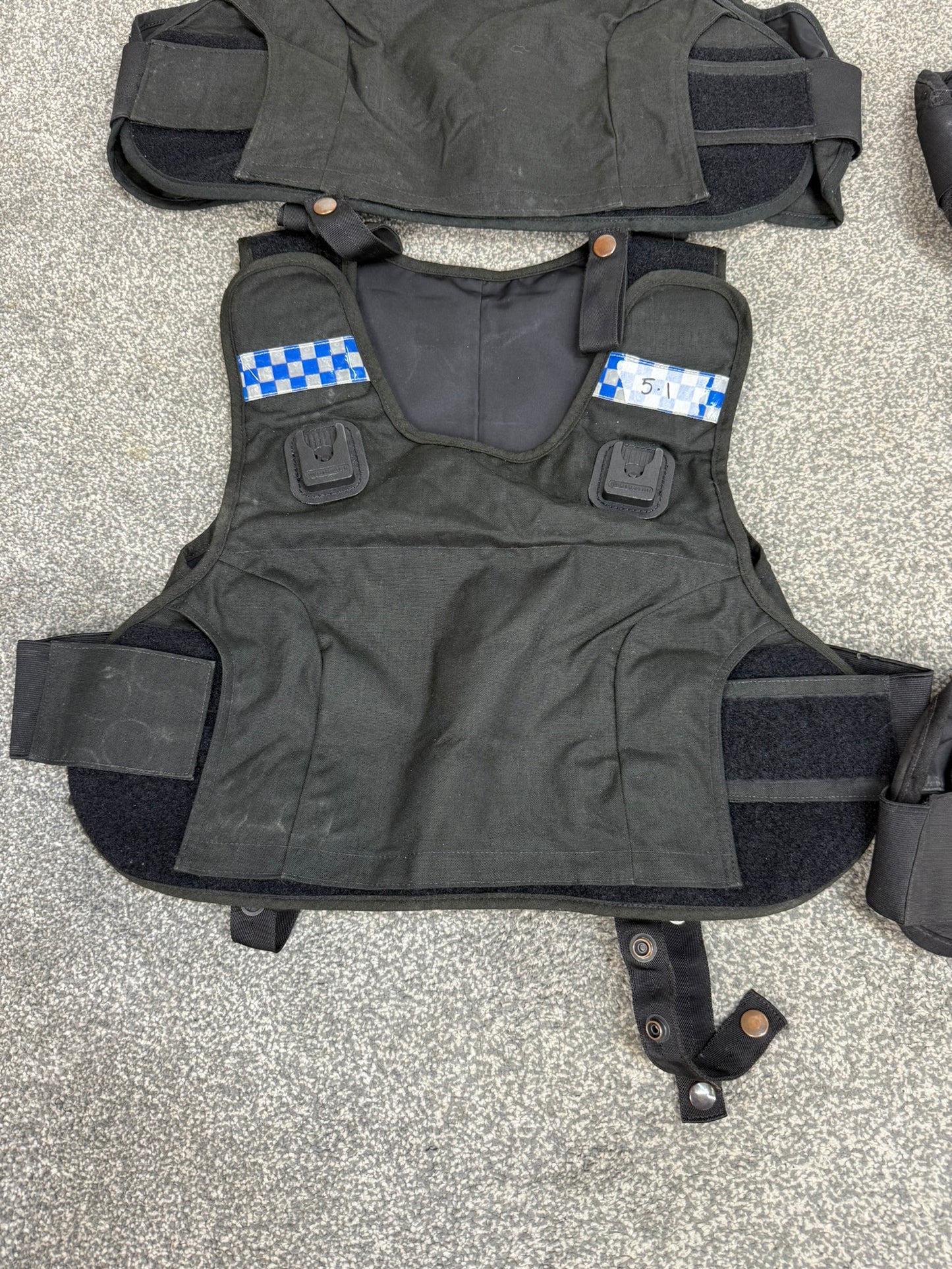 5x Ex Police Mehler Body Armour COVERS Female Black Vest Med-Lrg Security Film Uniform