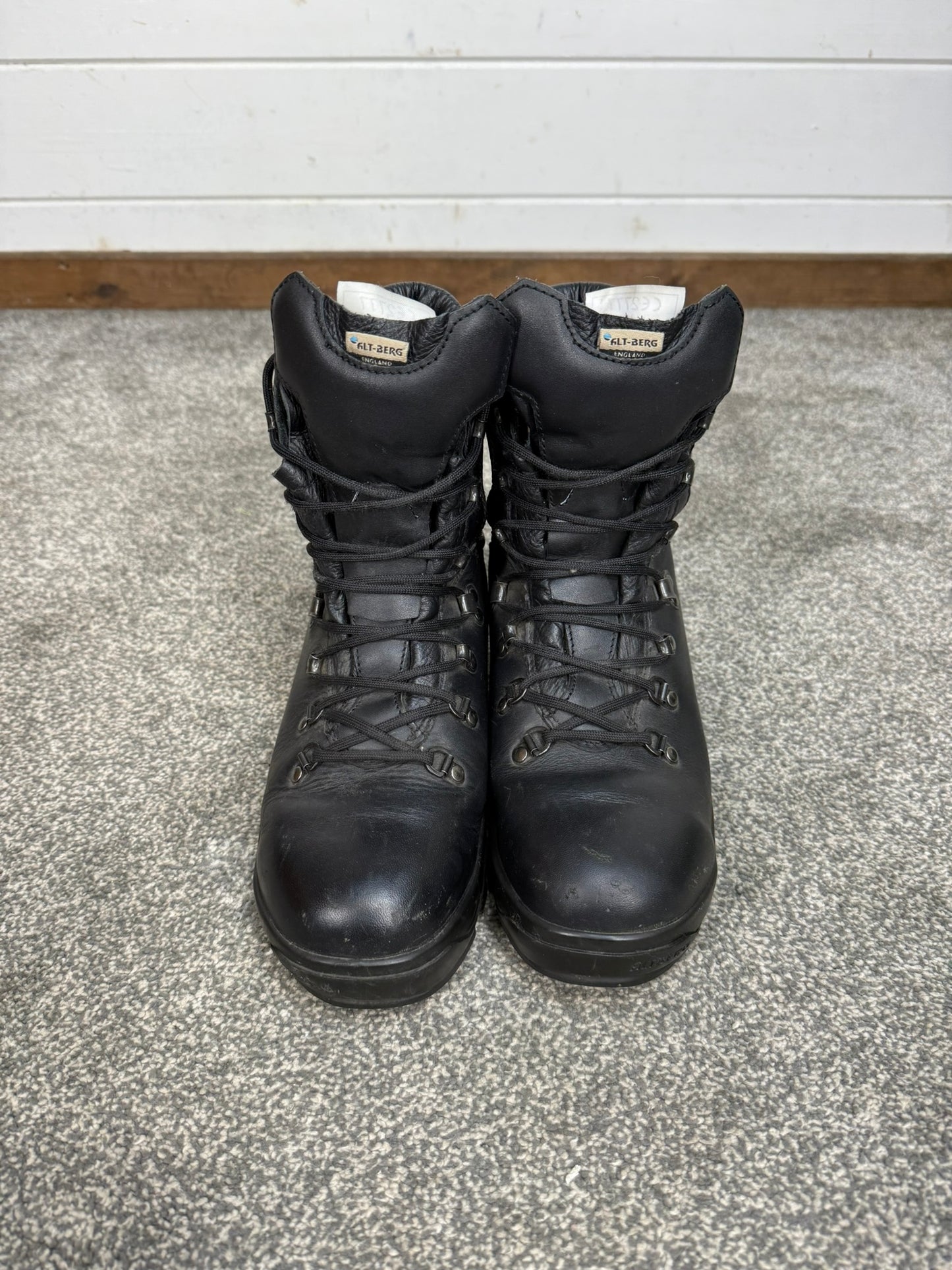Altberg Peacekeeper P3 VS Black Leather Waterproof Combat Boots Size UK 7