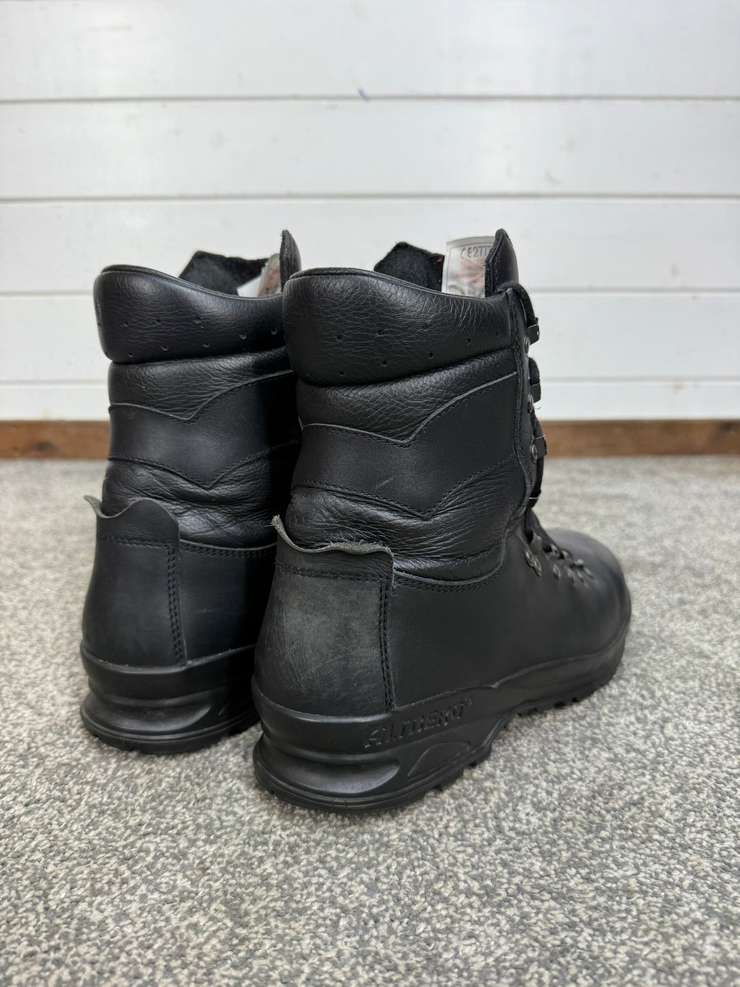 Altberg Peacekeeper P3 VS Black Leather Waterproof Combat Boots Size UK 9