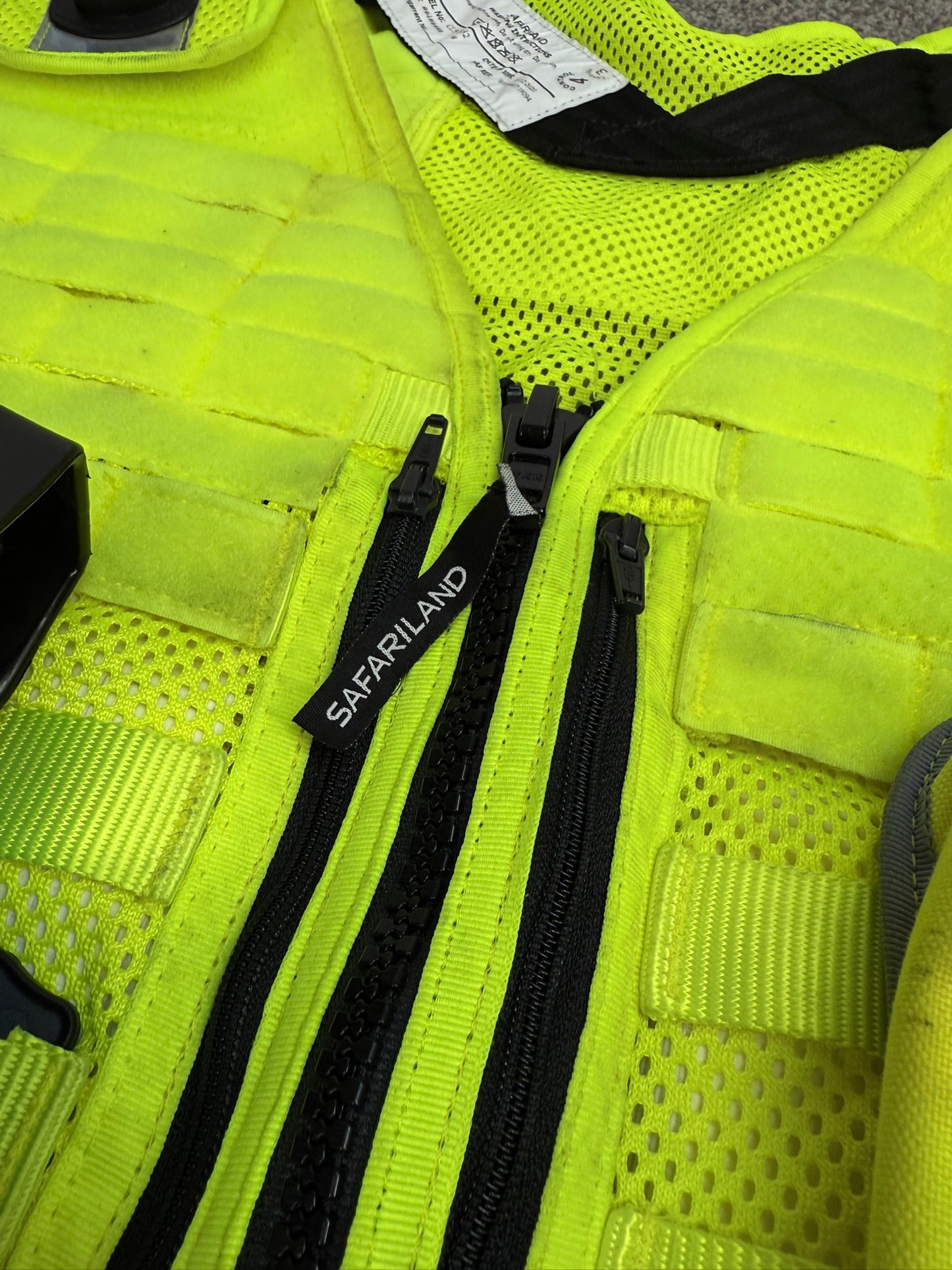 Safariland Hi-Vis MOLLE Vest With Taser X2 Holster Police Tactical Security Vest XXL