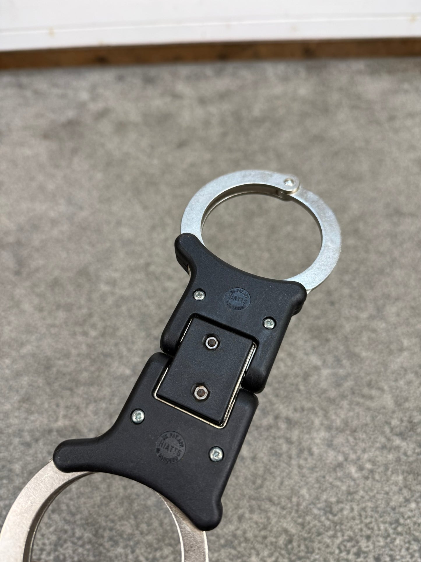 Ex Police Folding Hiatt Handcuffs Hinged Cuffs PSNI Pouch & Key Security Collectible