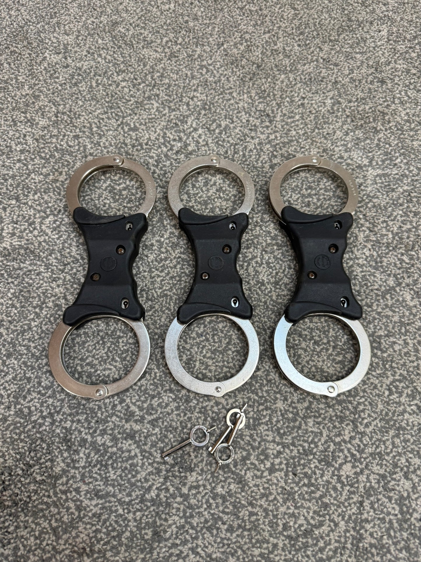 Ex Police Hiatt Rigid Handcuffs With Serial Security Cuffs Displays Collectors