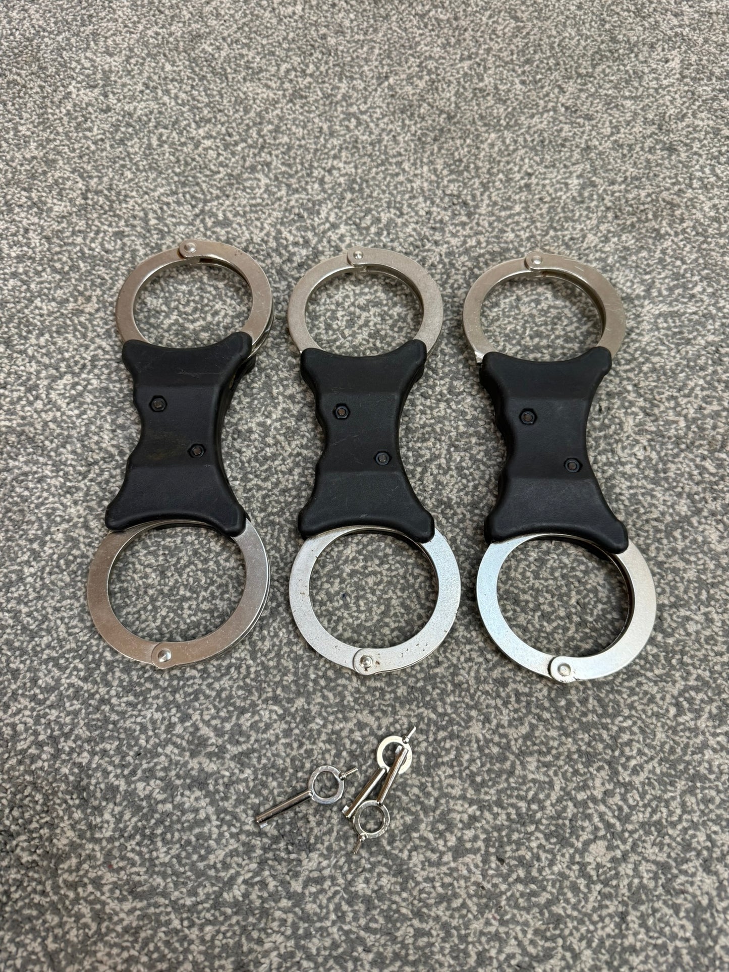 Ex Police Hiatt Rigid Handcuffs With Serial Security Cuffs Displays Collectors