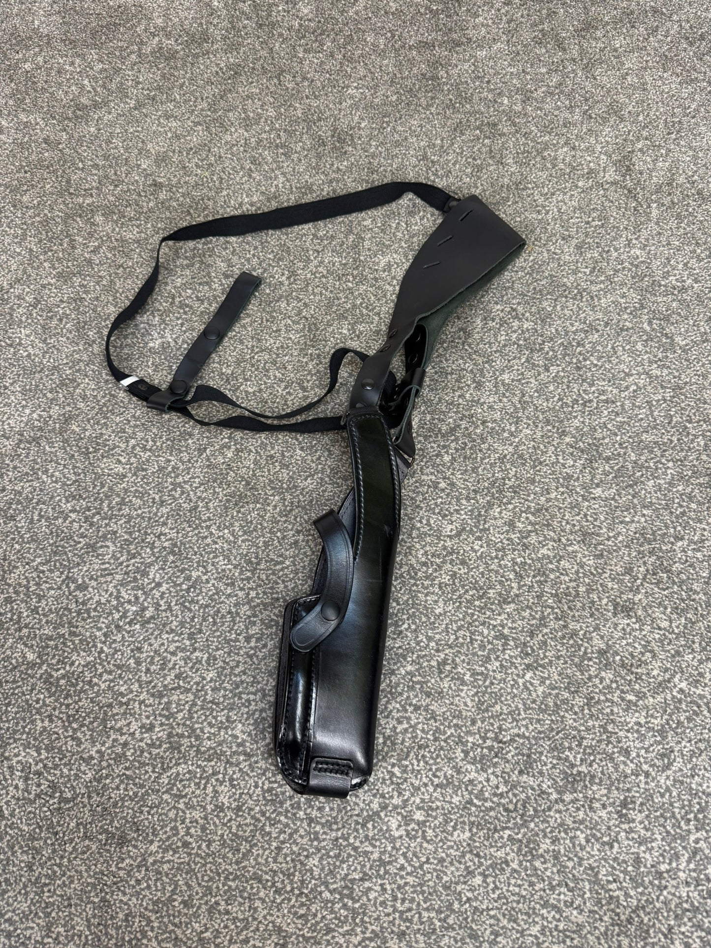 Ex Police PWL Smith & Wesson 411 Leather Shoulder Holster Covert Underarm