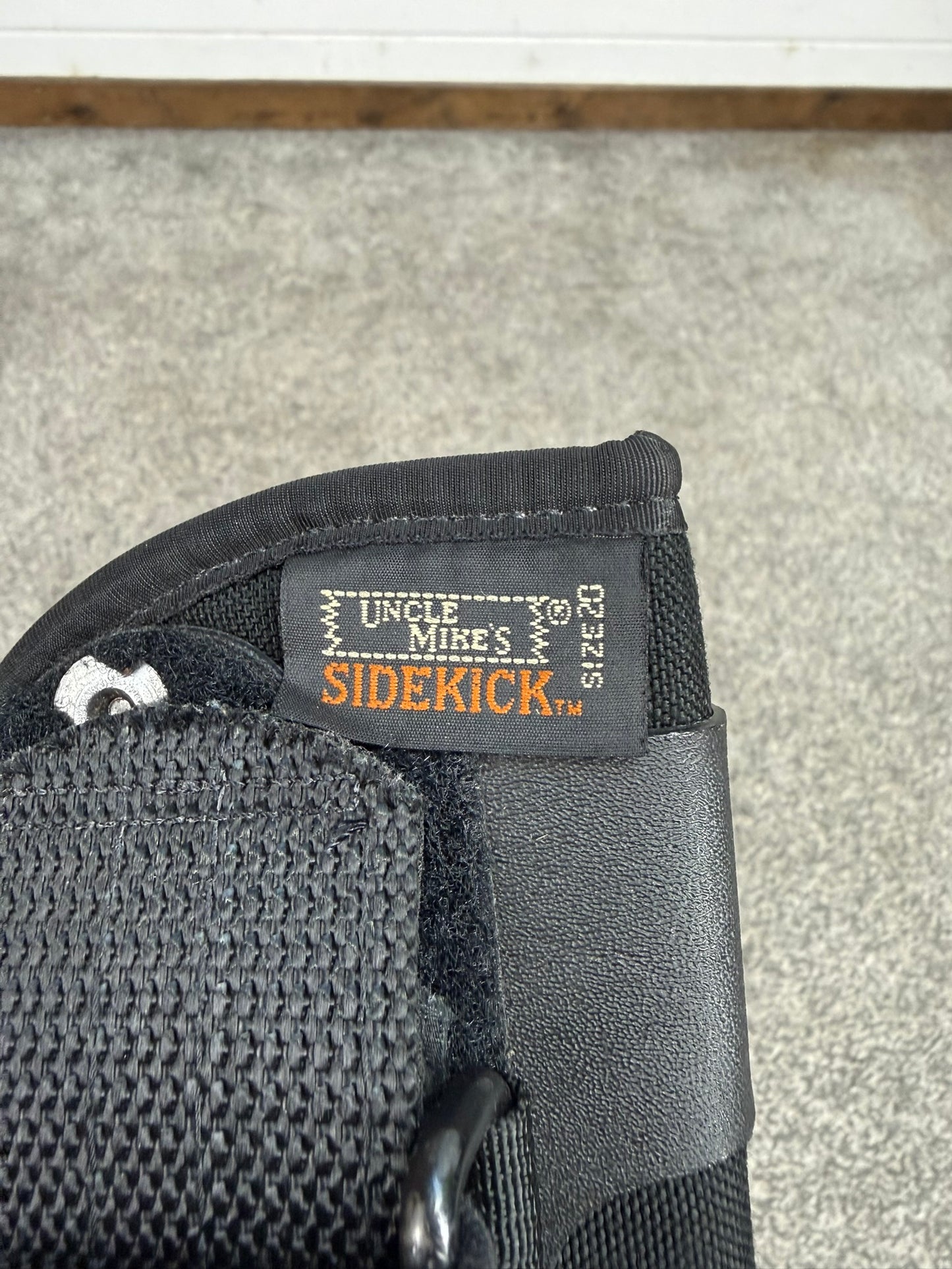 Uncle Mikes Sidekick Drop Leg Glock Holster Size 20 Ex Police Airsoft Display