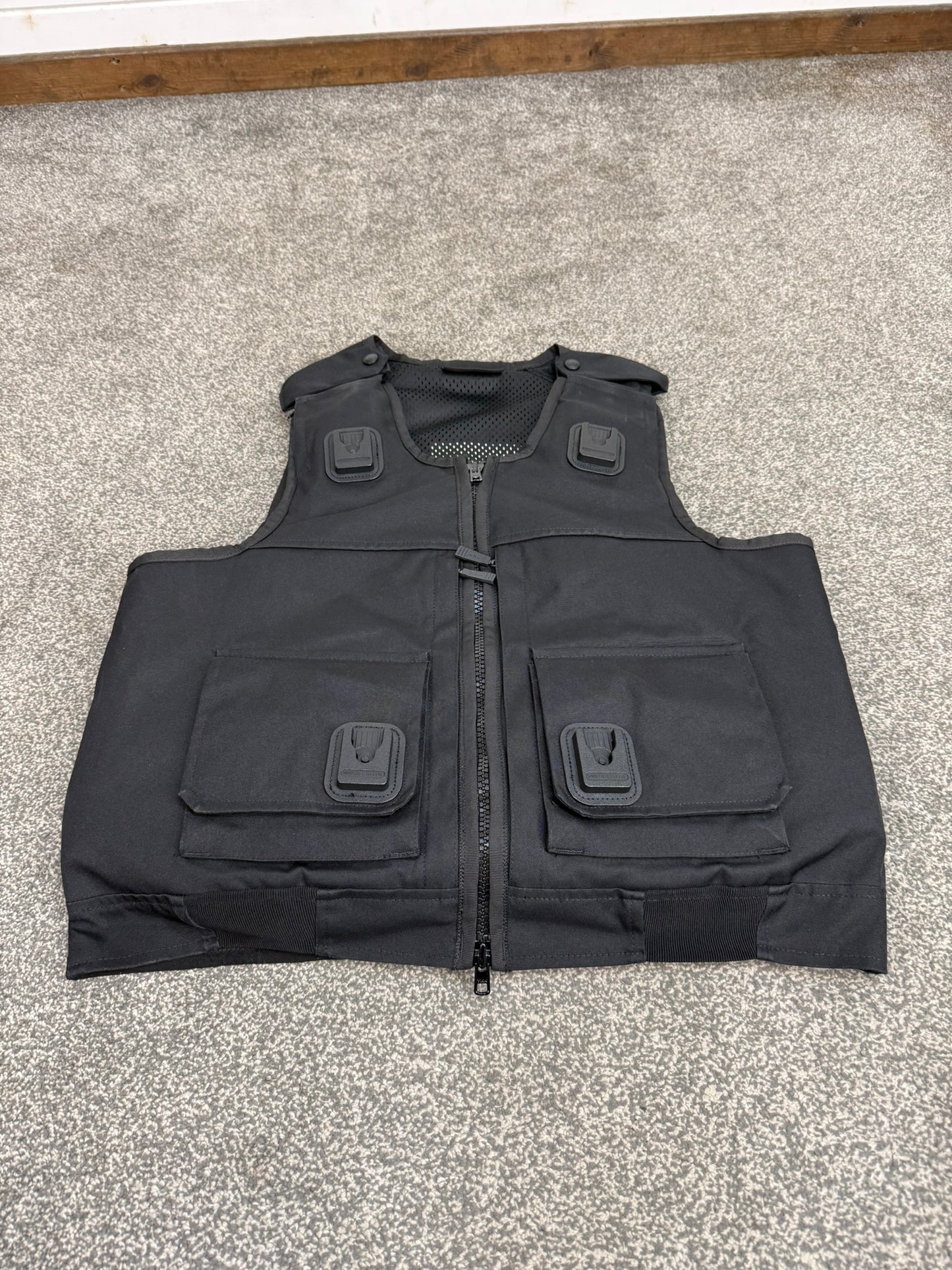 Ex Police Cooneen Body Armour Vest VGC Anti Stab & Ballistic HG1A & KR1 - LARGE