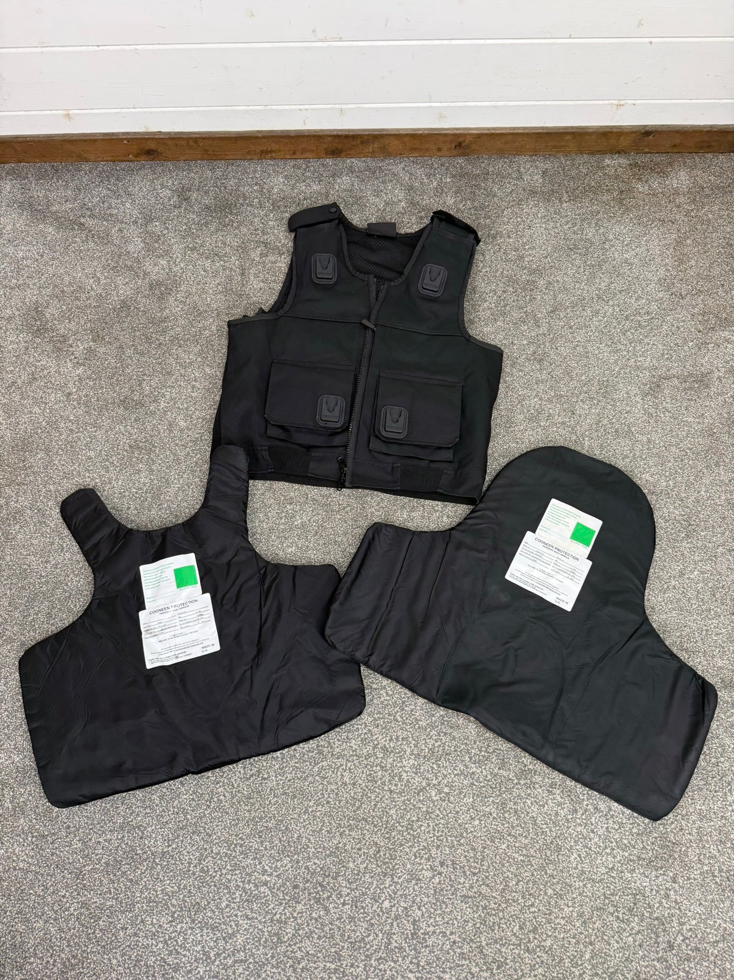 Ex Police Cooneen Body Armour Vest VGC Anti Stab & Ballistic HG1A & KR1 - LARGE